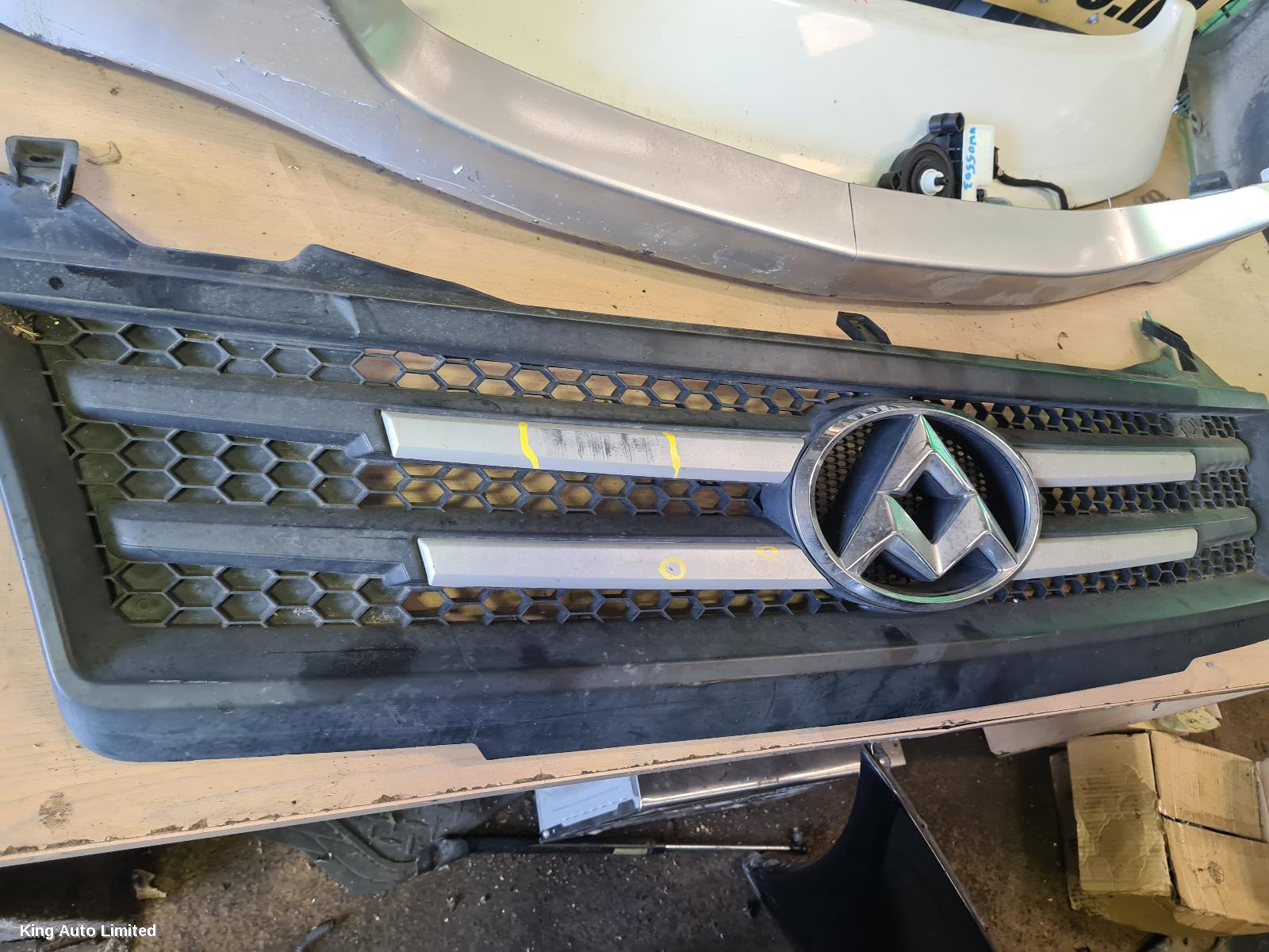 LDV V80 2016 Grille thumbnail 3