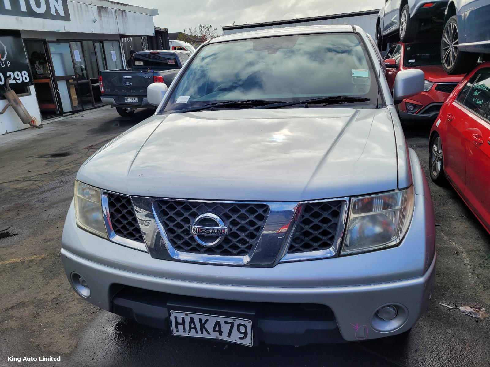 Nissan NAVARA 2013 RIGHT_REAR_DOOR_SLIDING thumbnail 1