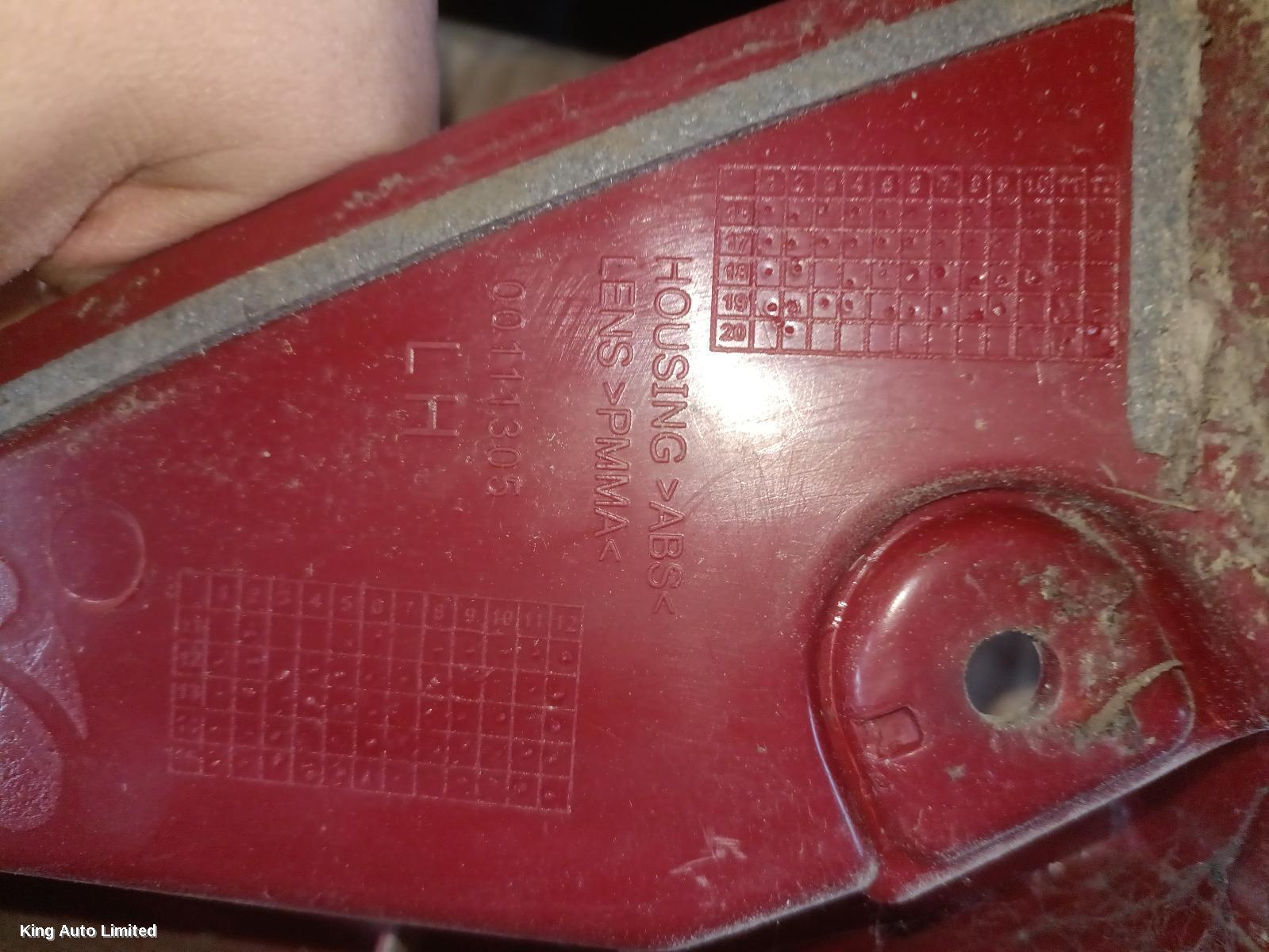 MAHINDRA XUV500 2014 Left Taillight thumbnail 1