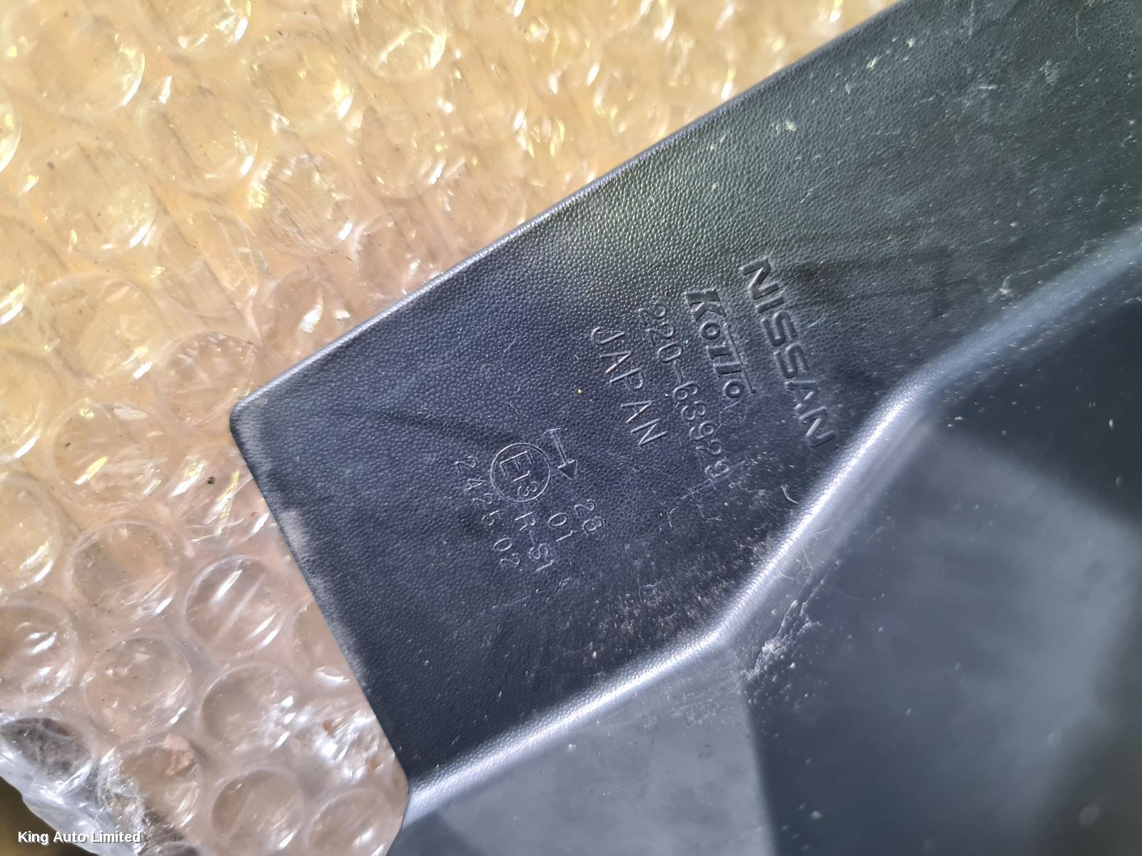 Nissan XTRAIL 2009 Right Taillight thumbnail 3