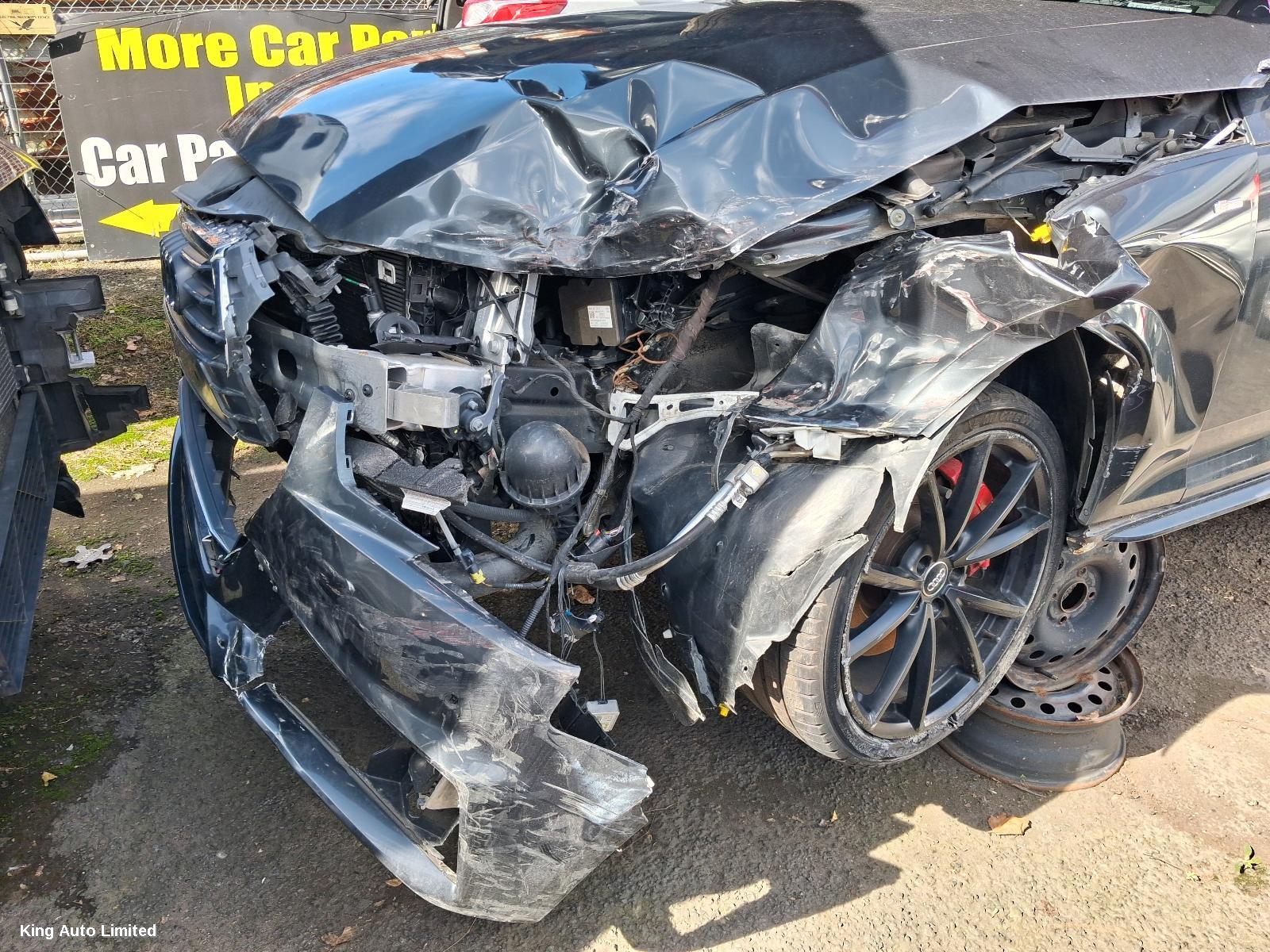Audi A4 2017 Left Front Door thumbnail 2