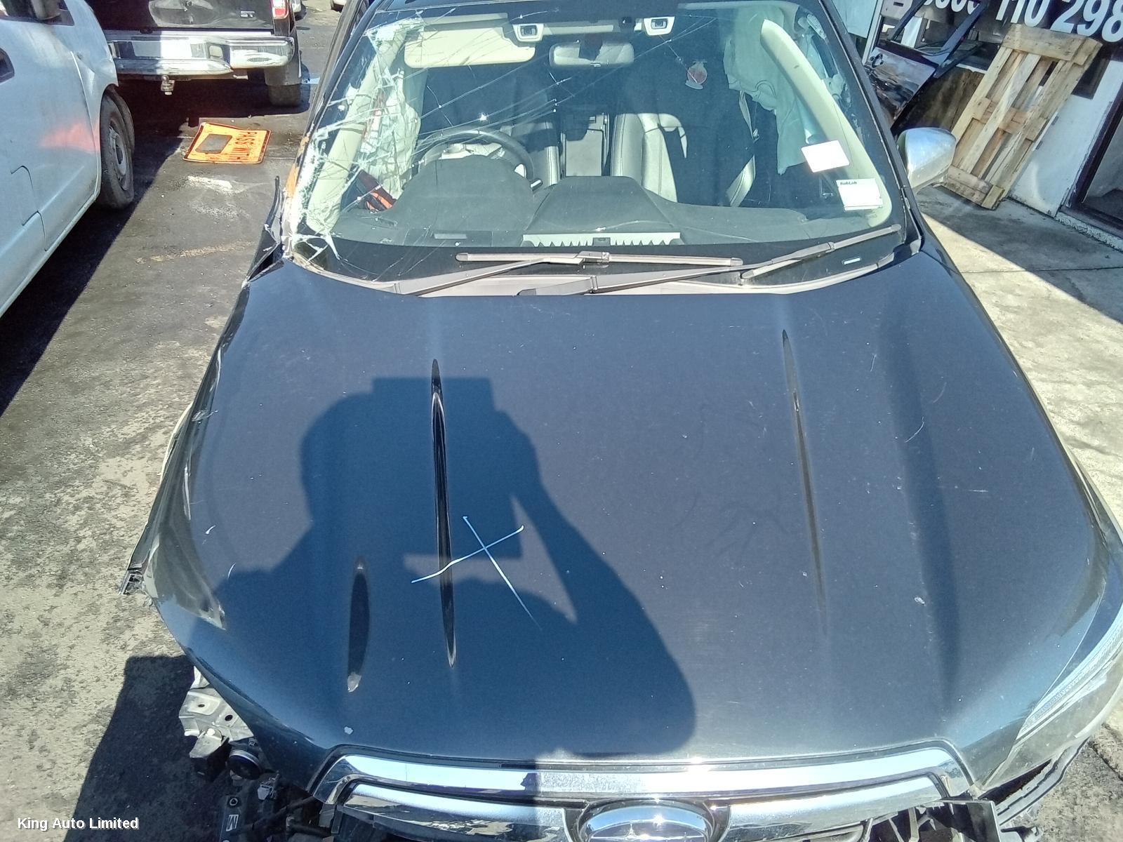 Subaru FORESTER 2018 Left Guard thumbnail 2