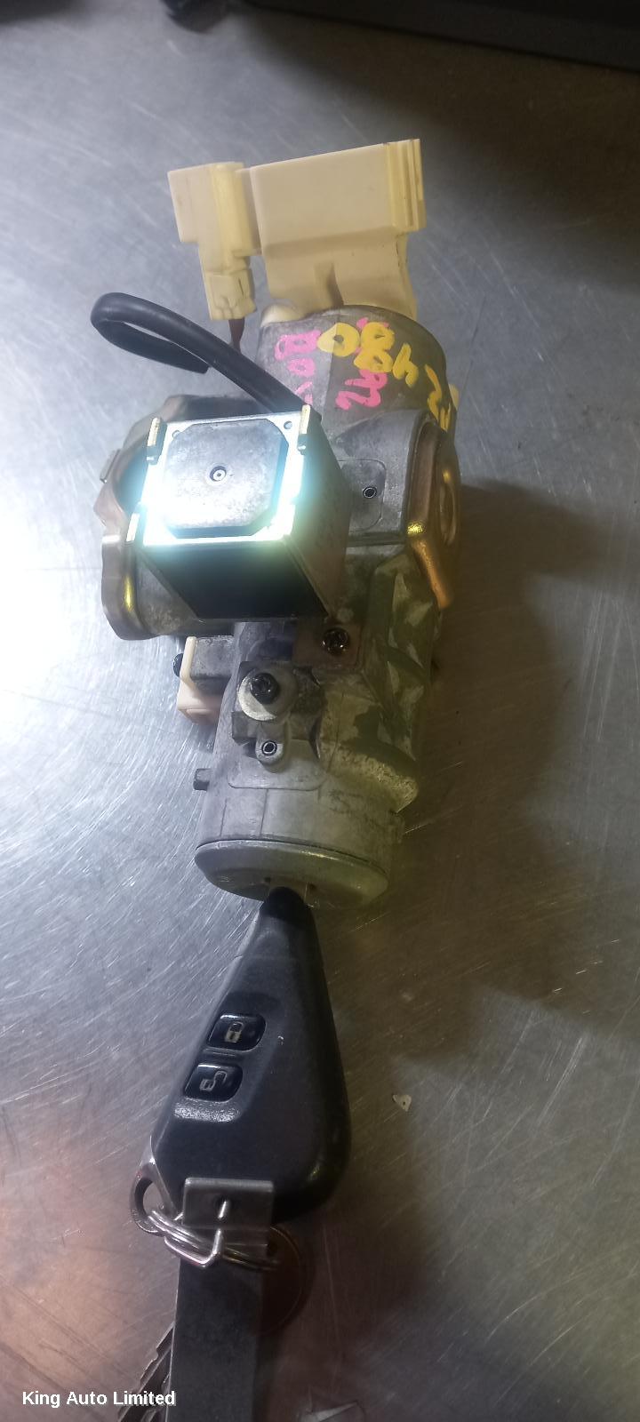 Subaru LIBERTY 2004 Ignition W/ Key thumbnail 1