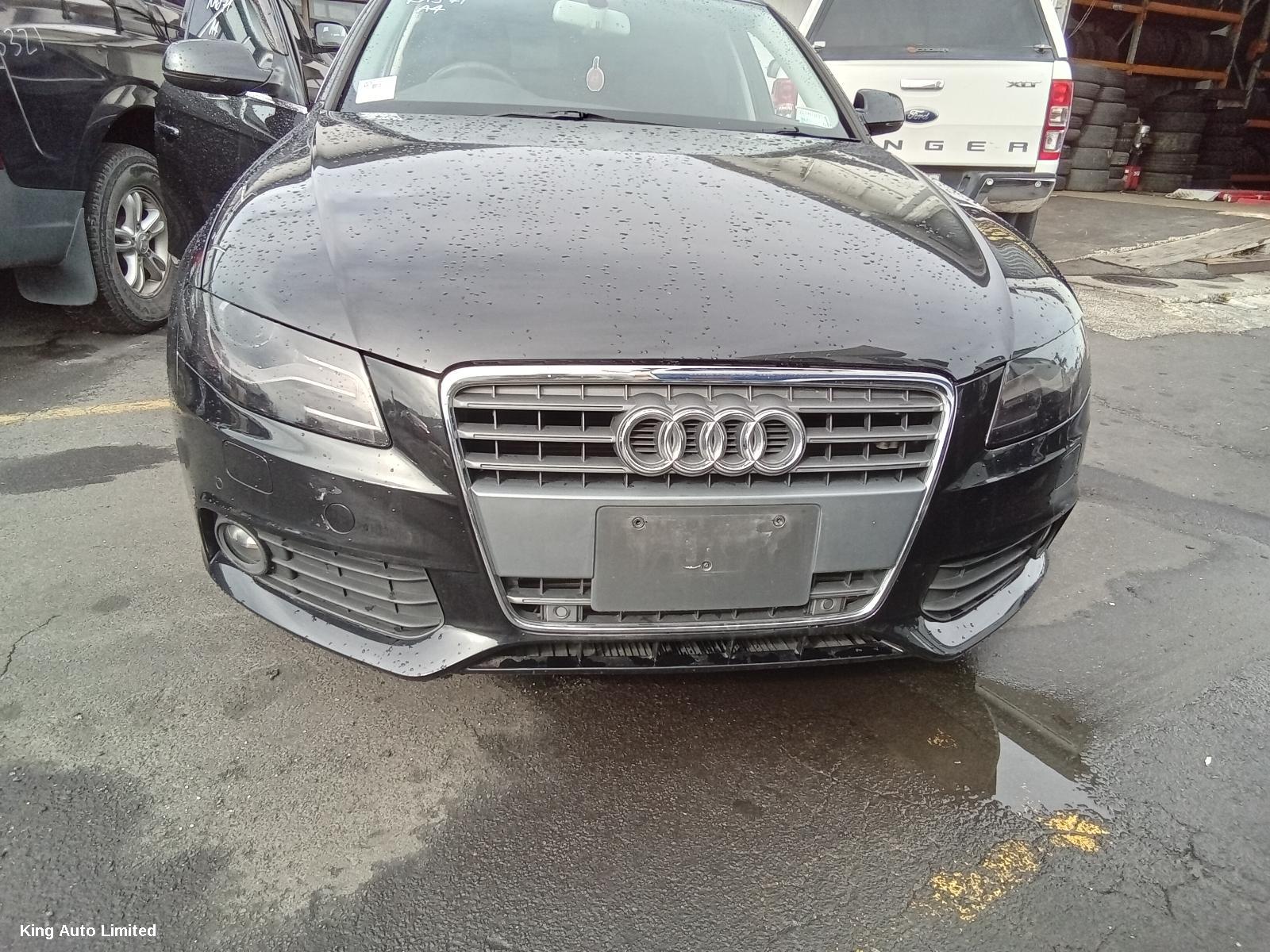 Azraa - Audi A4 2011 Intercooler