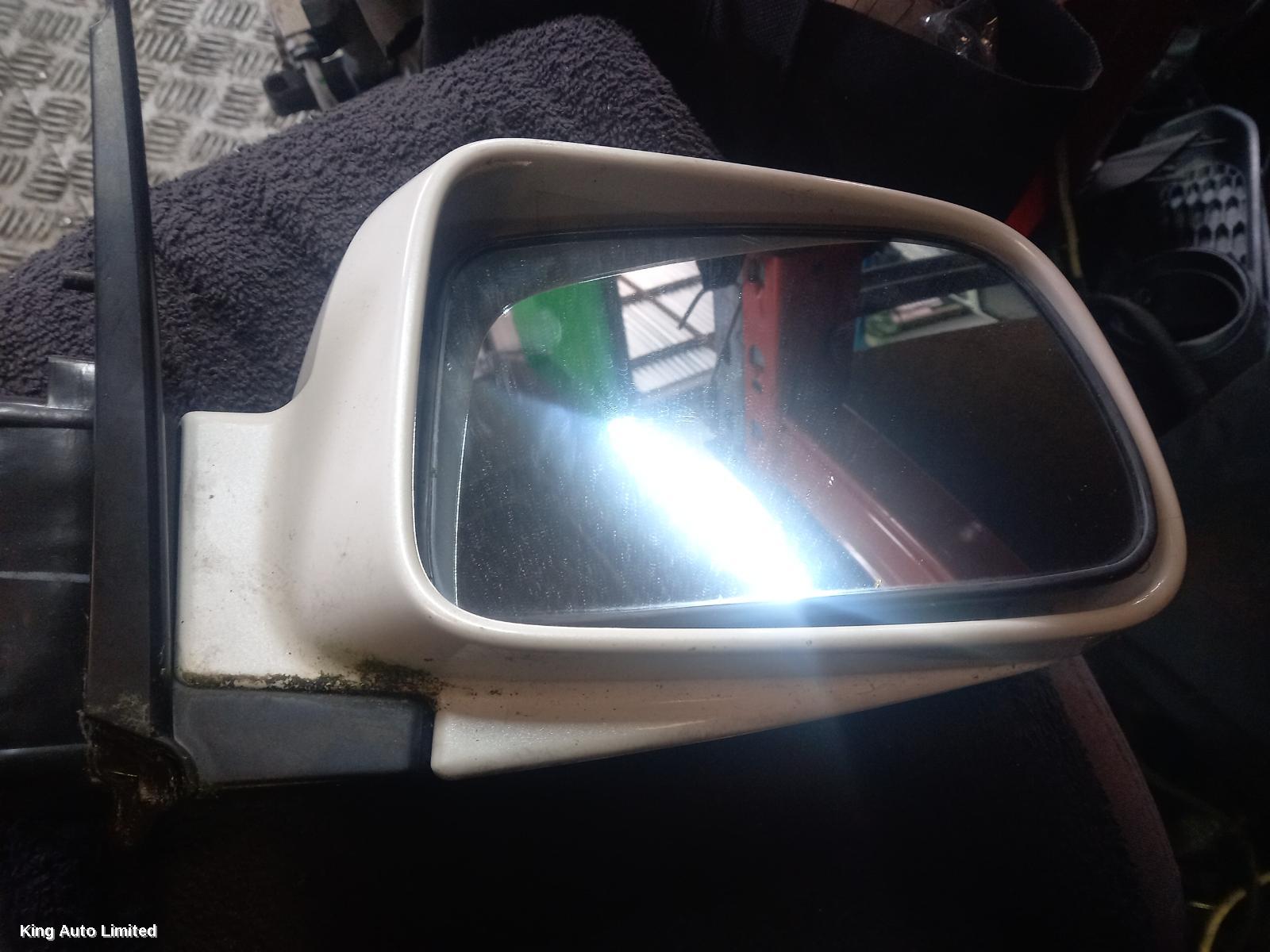HONDA CRV 2004 Right Door Mirror thumbnail 1