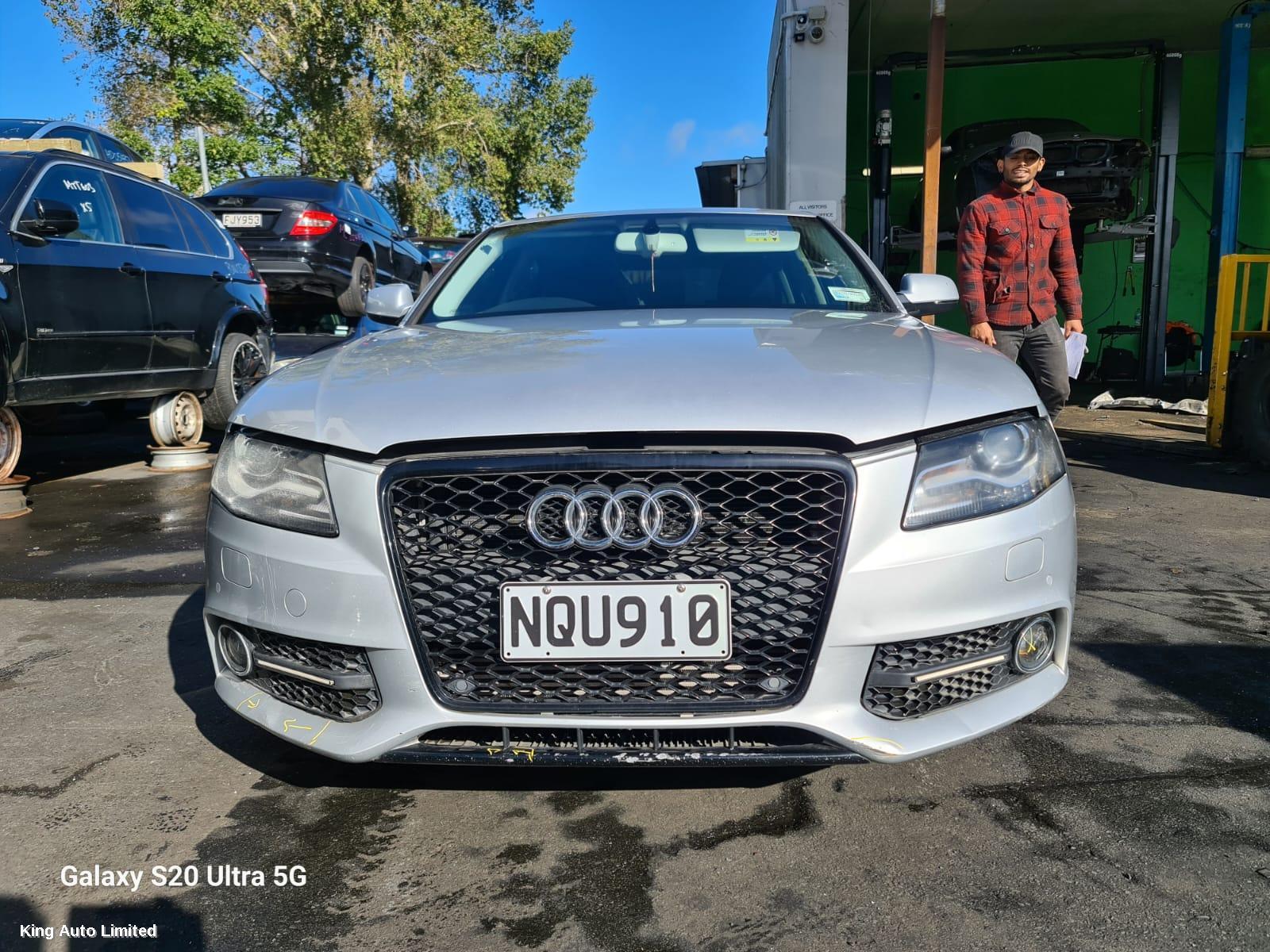 AUDI A4 2011 Rear Bumper thumbnail 1