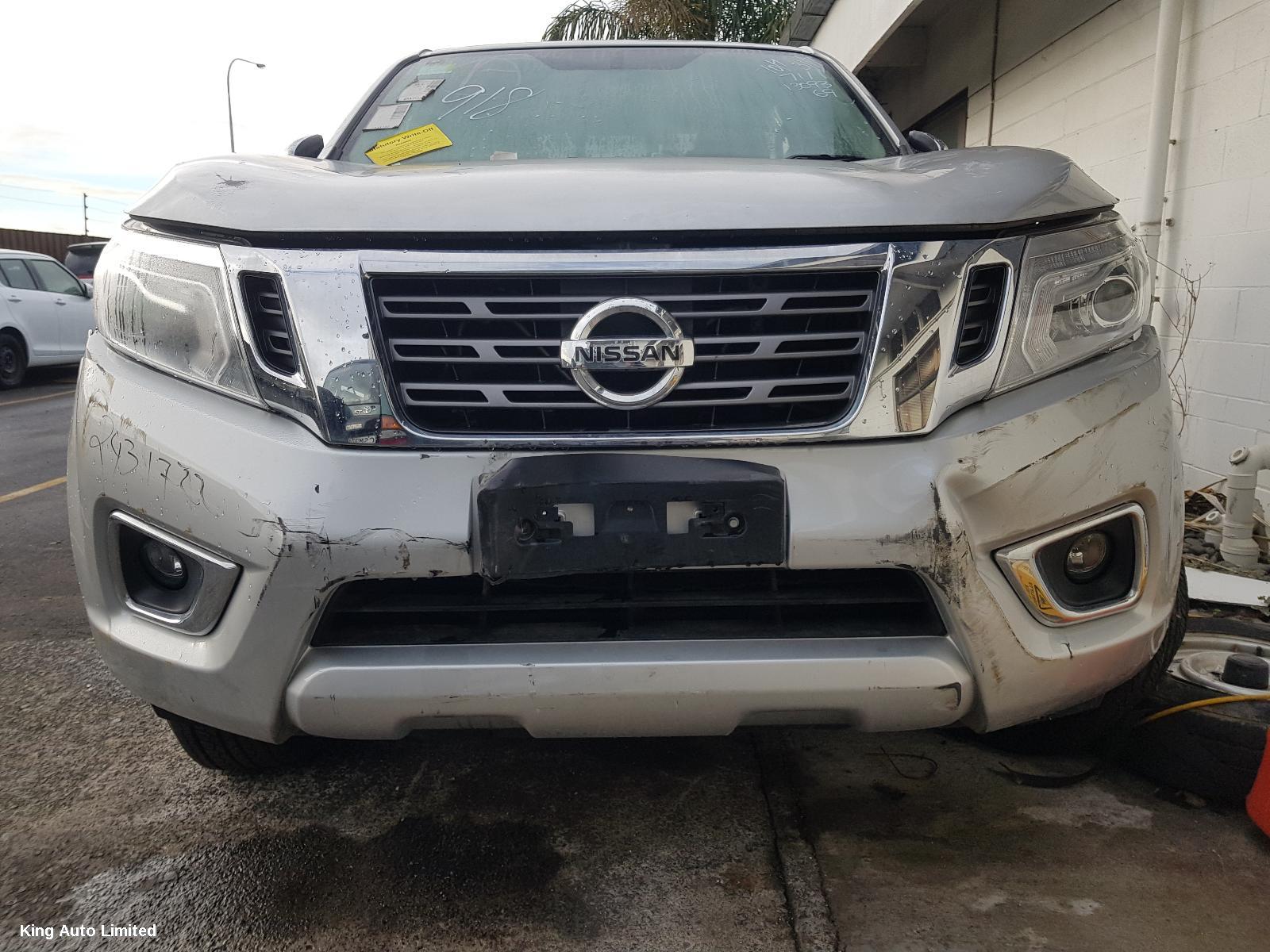 Nissan NAVARA 2018 Interior Mirror thumbnail 3