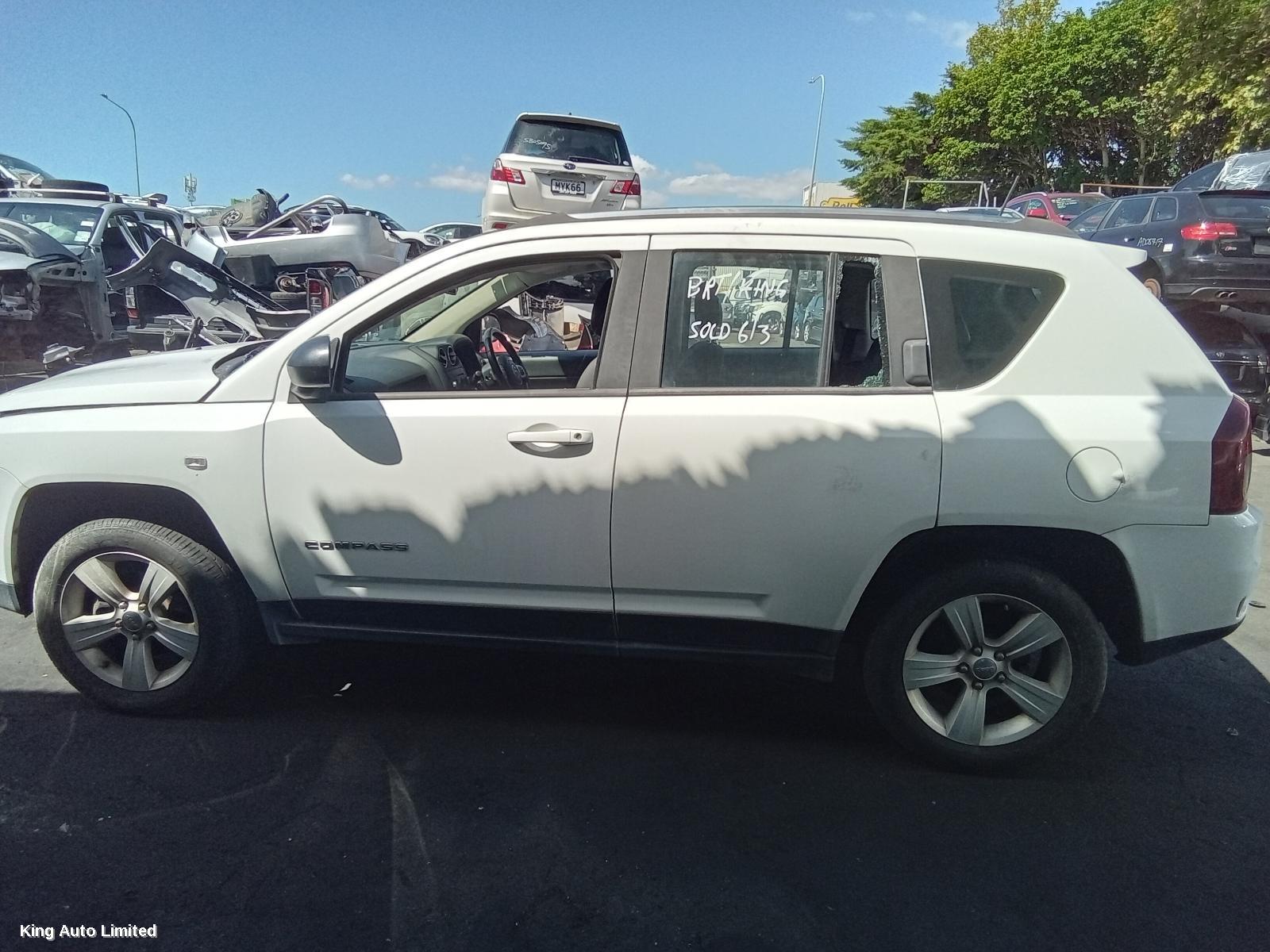 Jeep COMPASS 2015 Pwr Dr Wind Switch thumbnail 3