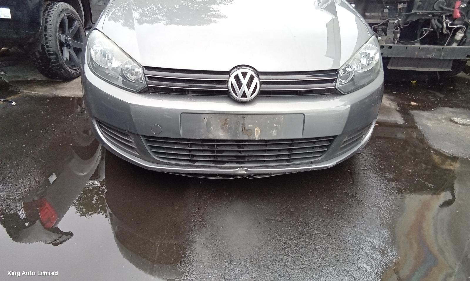 Volkswagen GOLF 2012 Right Guard Liner thumbnail 2