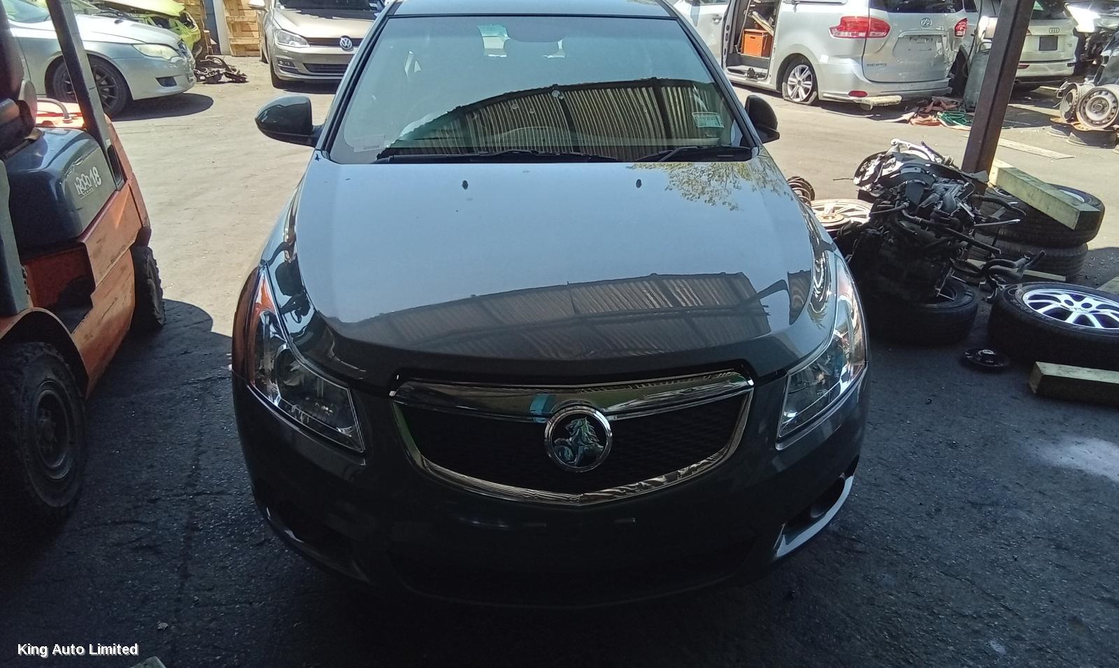 HOLDEN CRUZE 2012 Left Front Door thumbnail 1