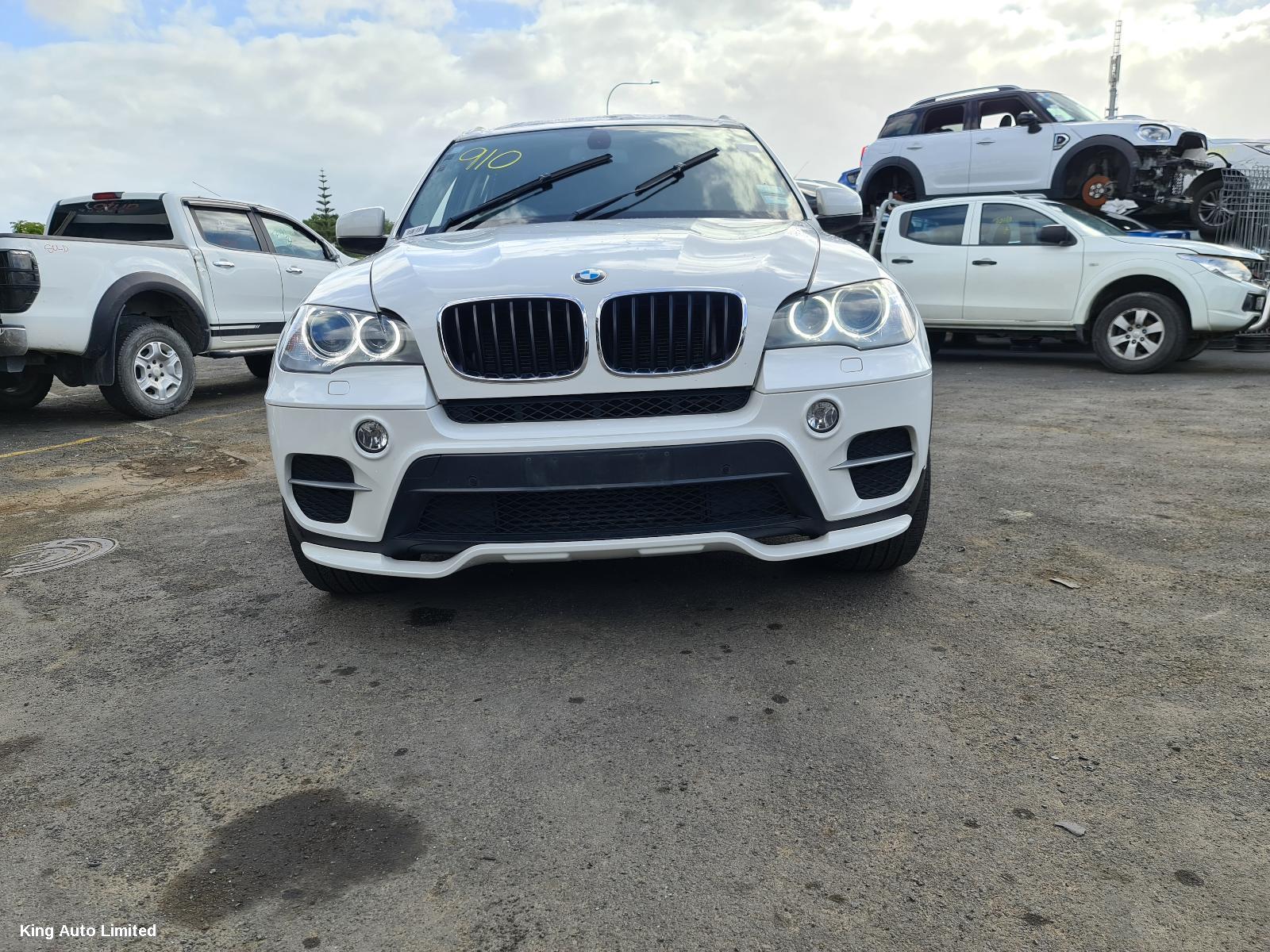 BMW X5 2011 Right Headlamp thumbnail 1