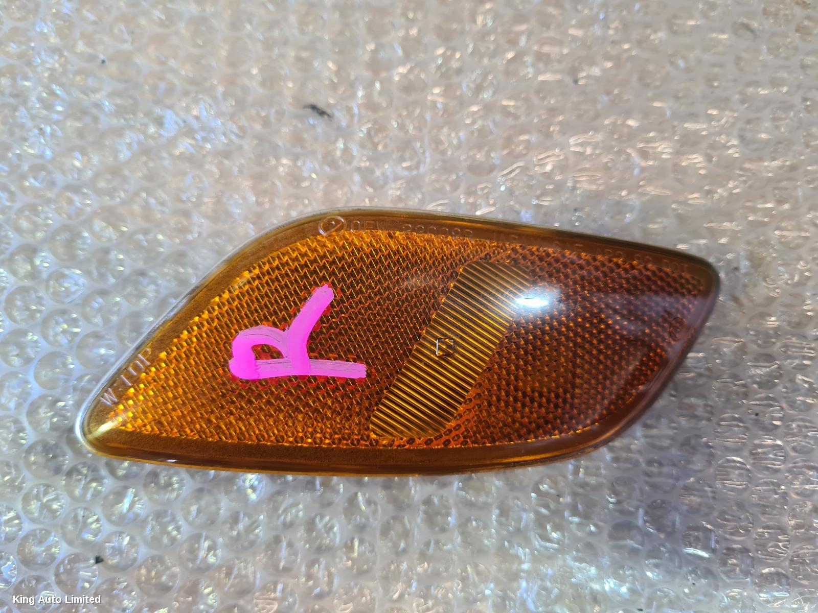 Subaru IMPREZA 2001 Right Indicator/Fog/Side thumbnail 1