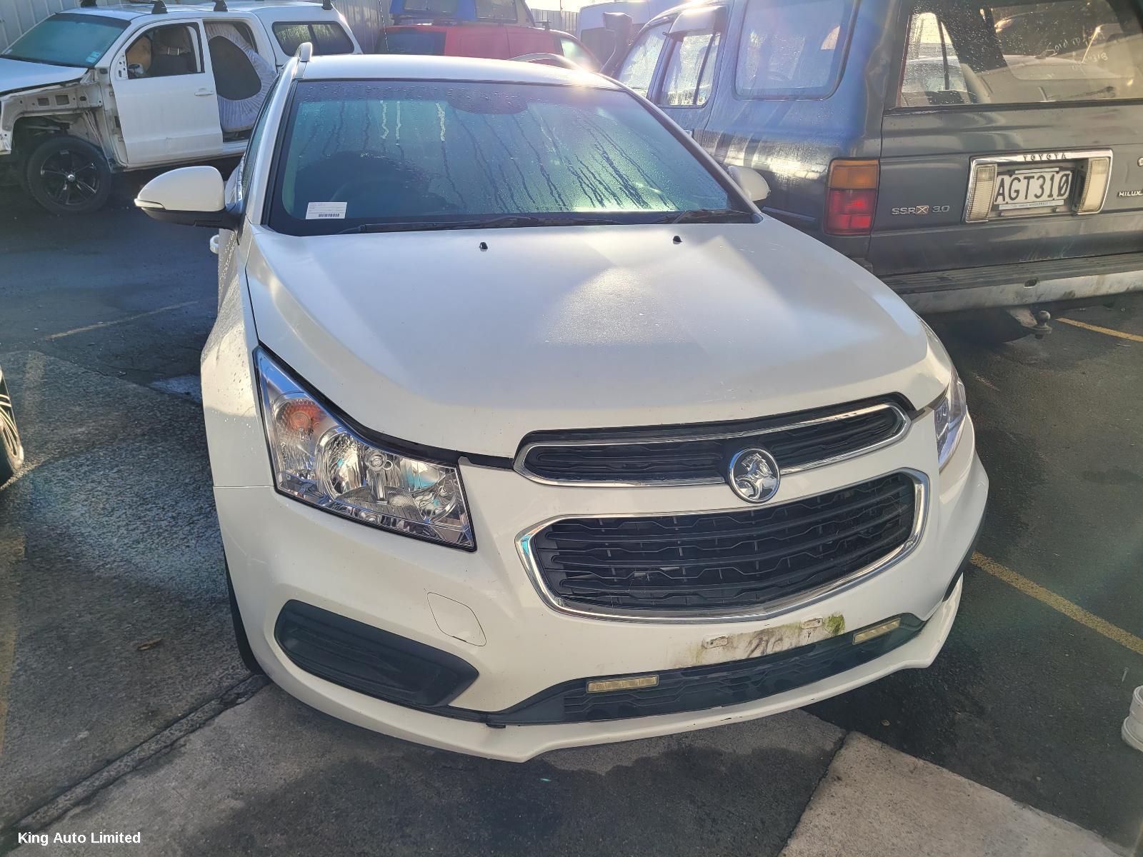 Holden CRUZE 2016 Left Guard Liner thumbnail 1