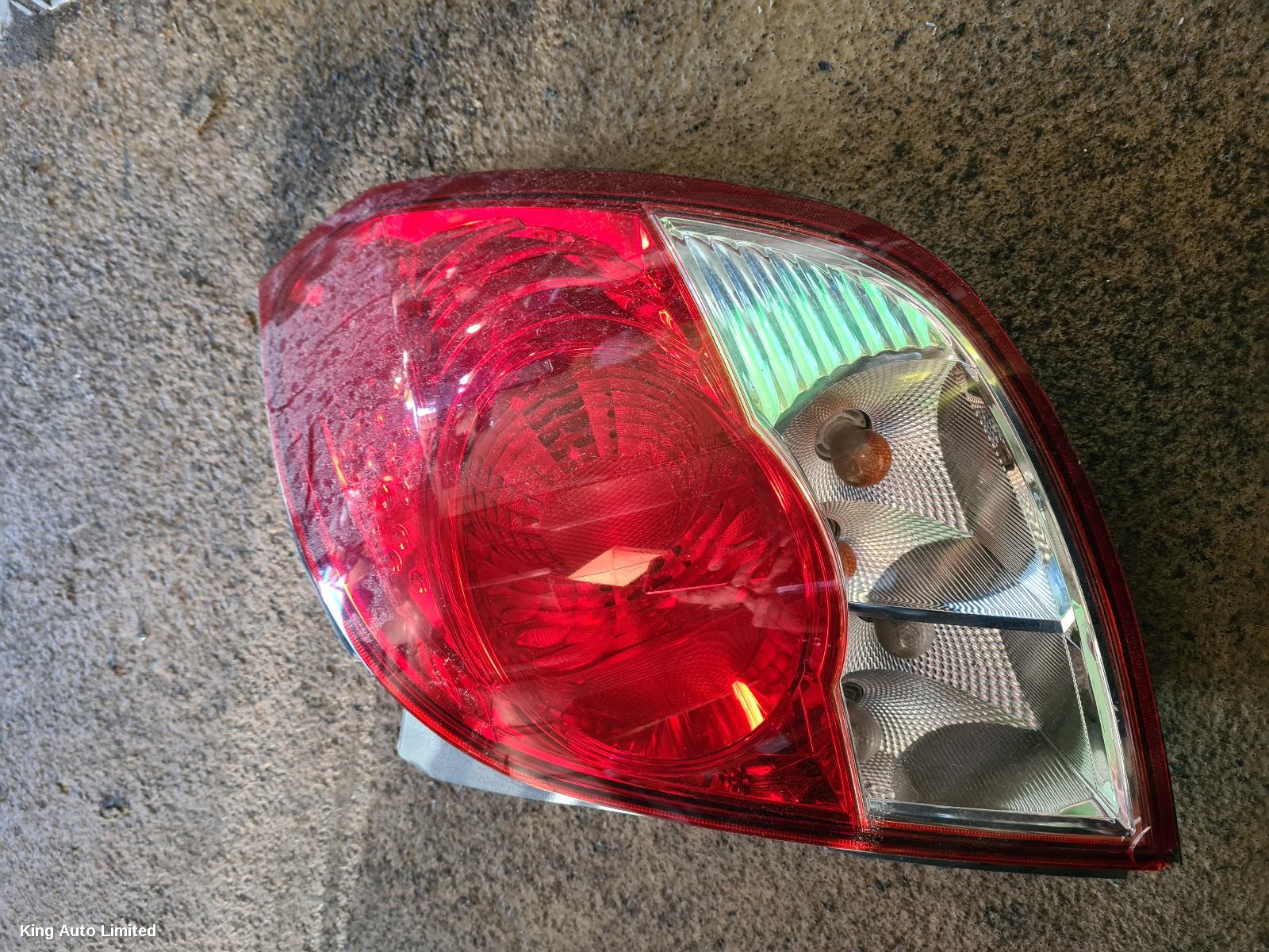 HOLDEN CAPTIVA 2011 Right Taillight thumbnail 1