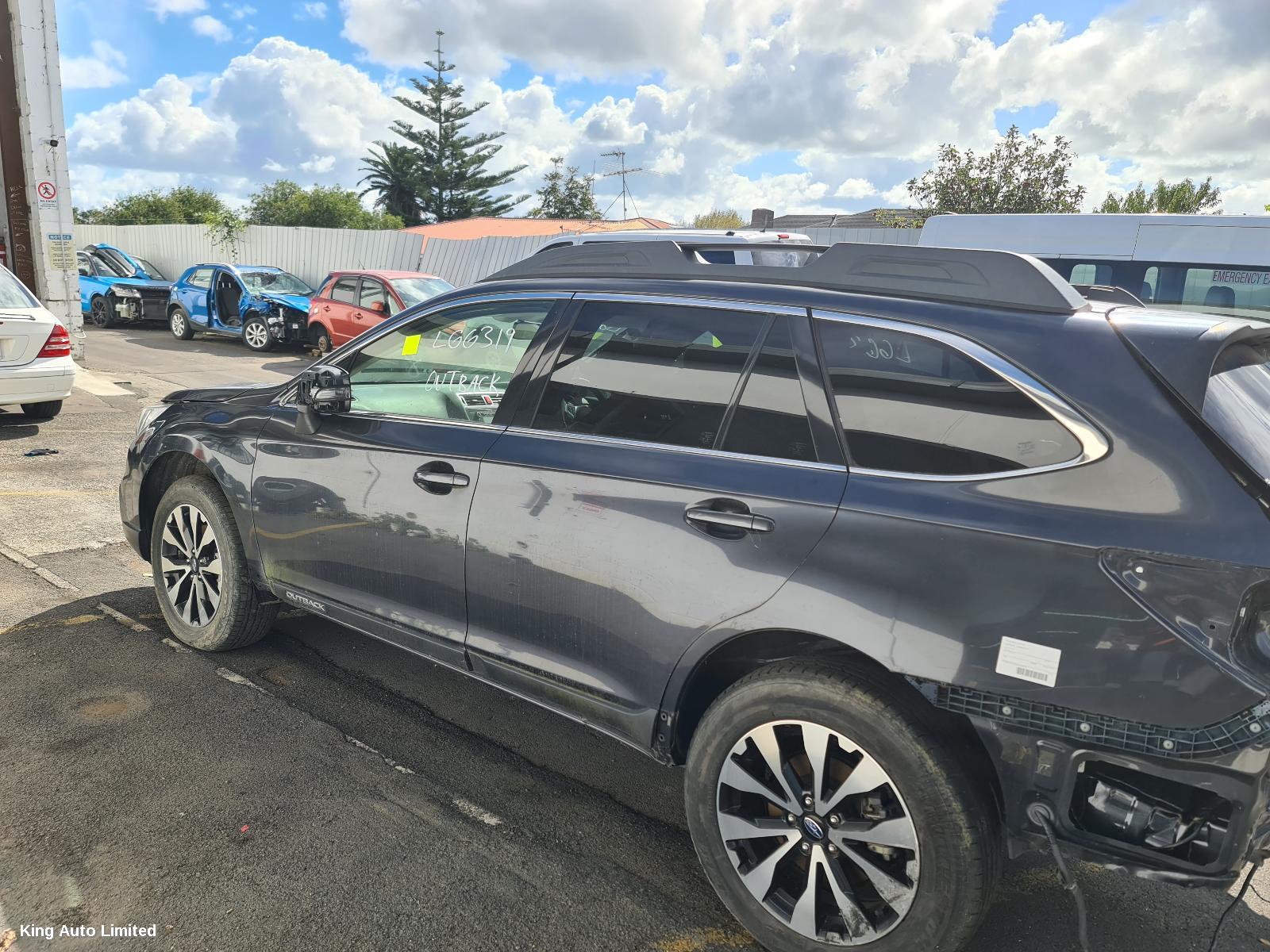 Subaru OUTBACK 2018 LOWER_ENGINE_SPLASH_TRAY thumbnail 3