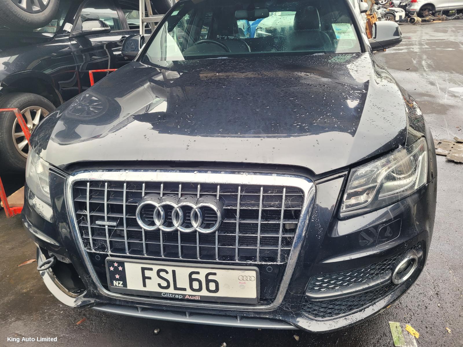 Audi Q5 2011 A/C Compressor thumbnail 3