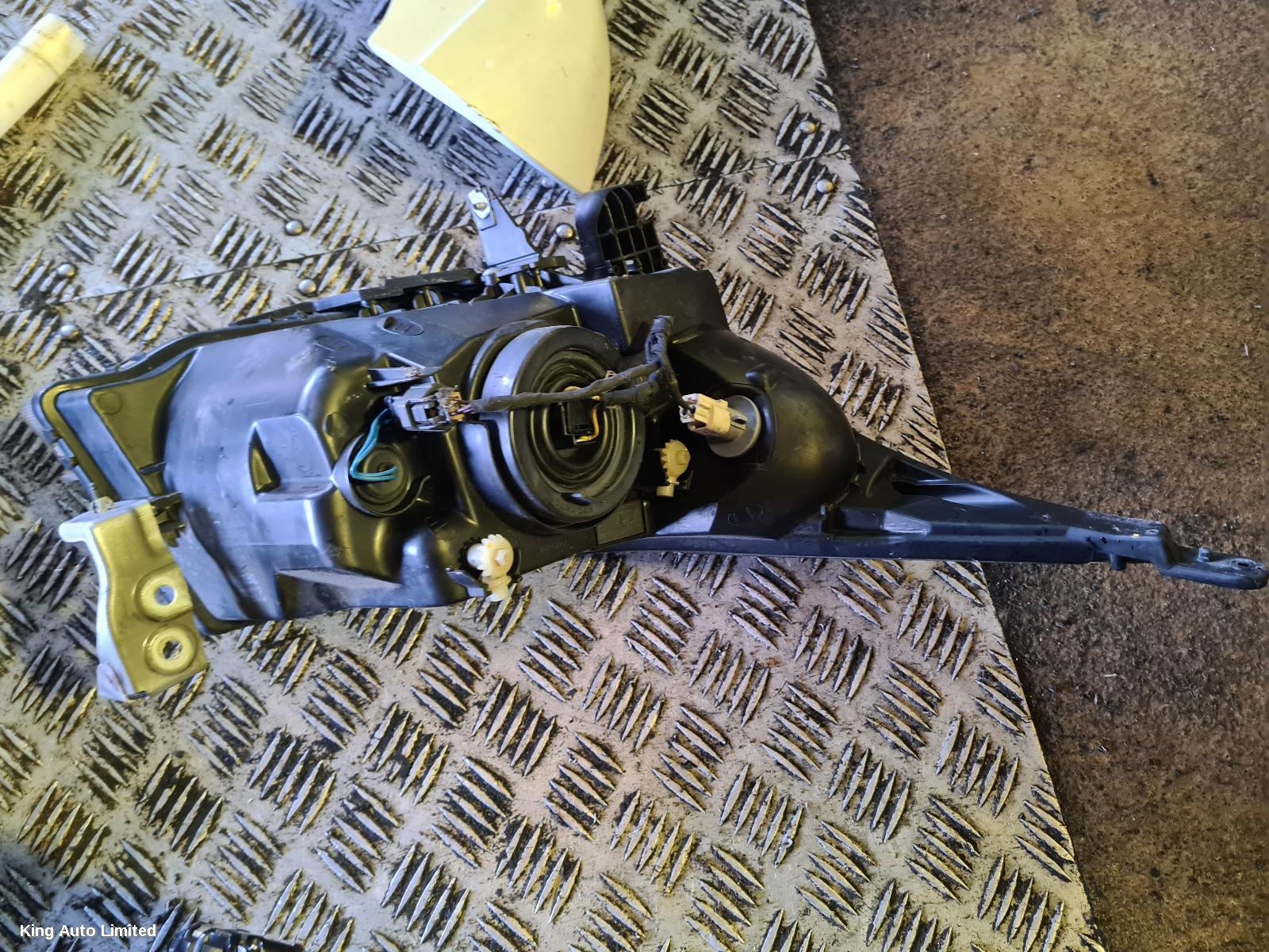 Holden CRUZE 2012 Left Headlamp thumbnail 3