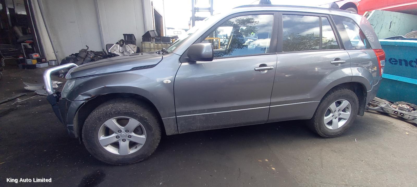 Suzuki VITARA 2007 Right Guard thumbnail 3