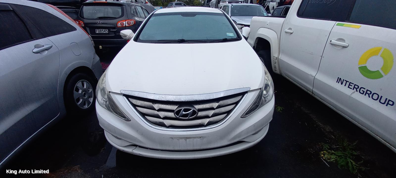 Hyundai I45 2010 Right Headlamp thumbnail 2