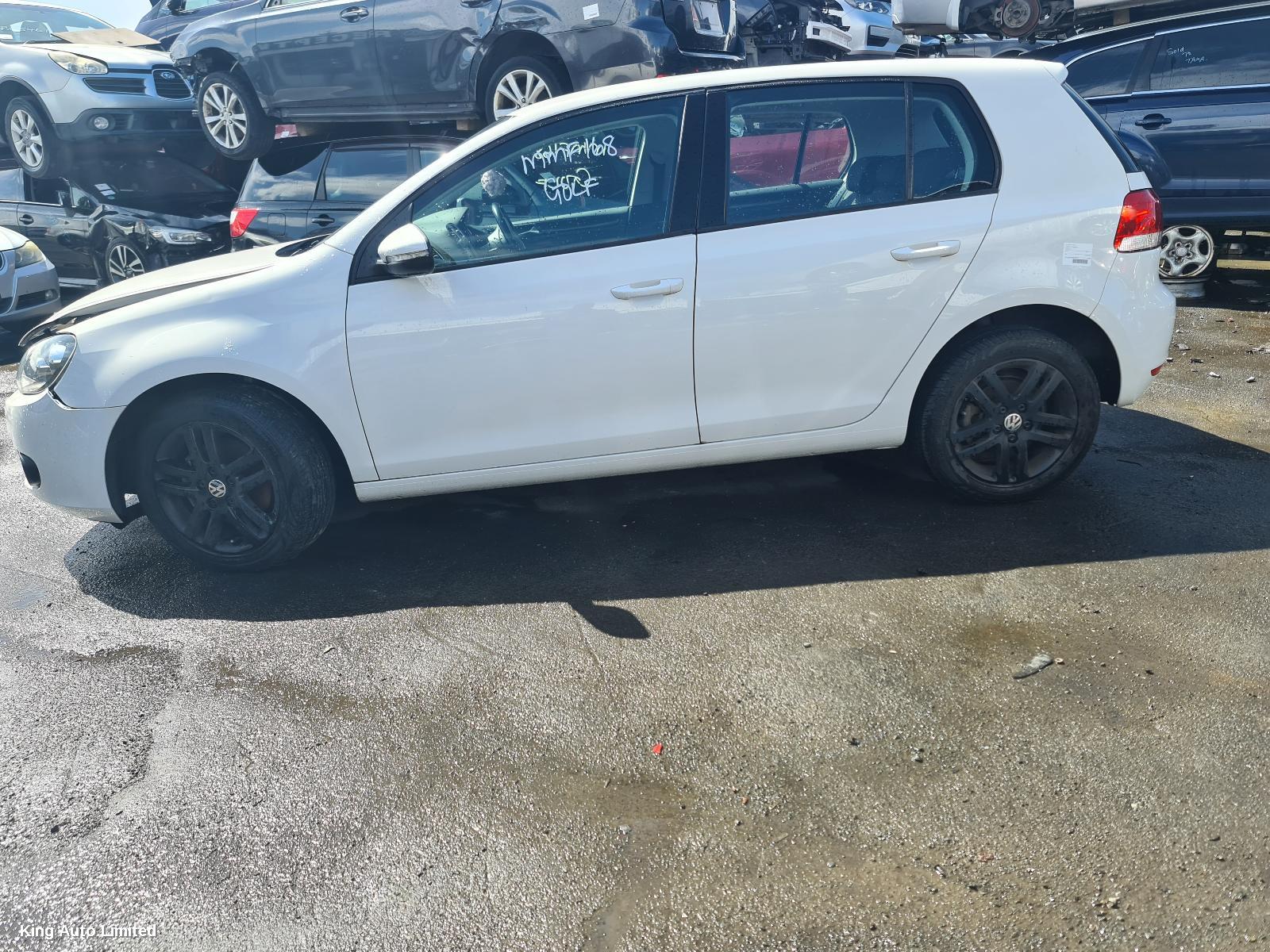 Volkswagen GOLF 2009 Rear Lower Apron thumbnail 3