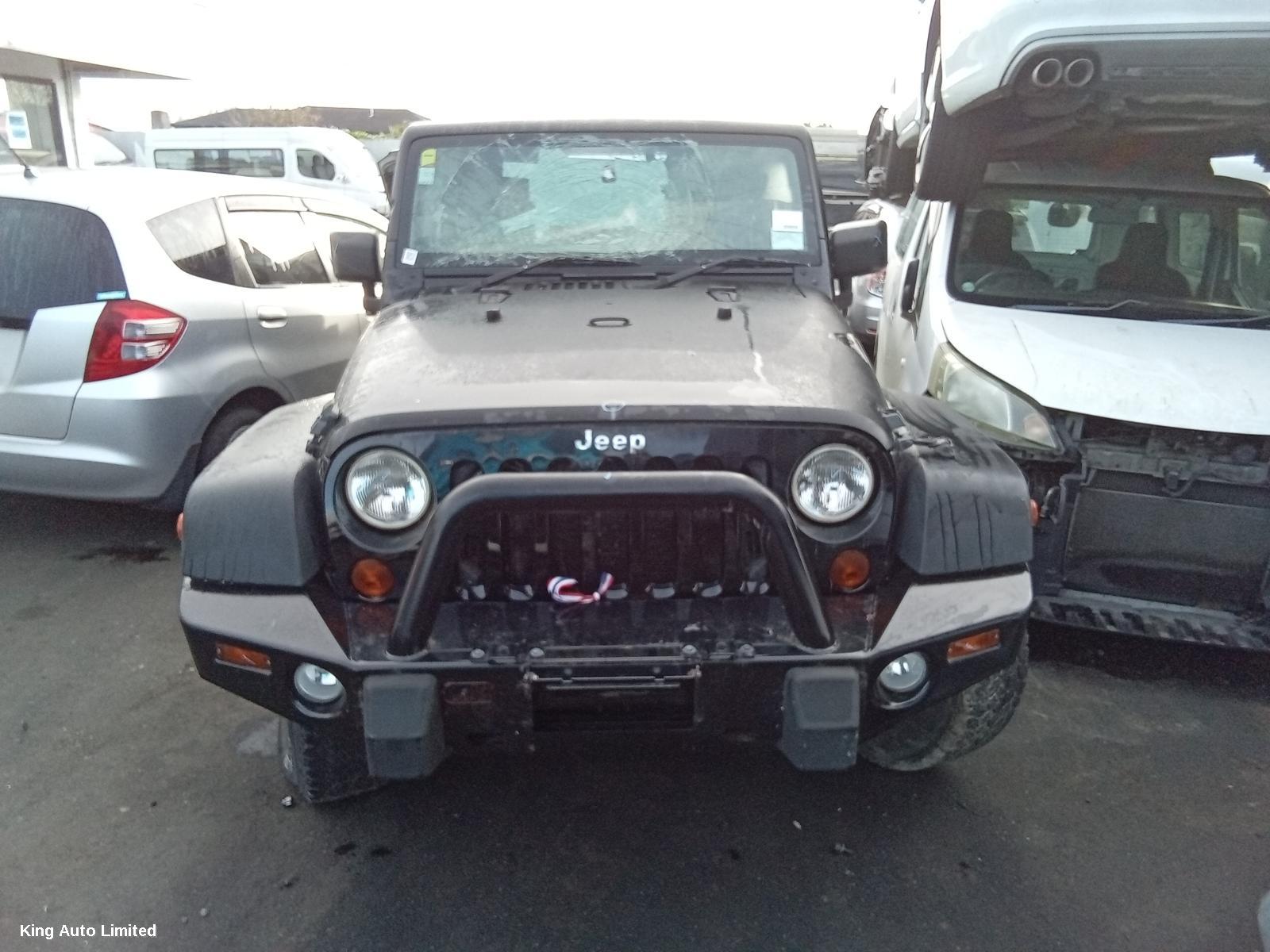 Jeep - Jeep WRANGLER 2009 Front Bumper