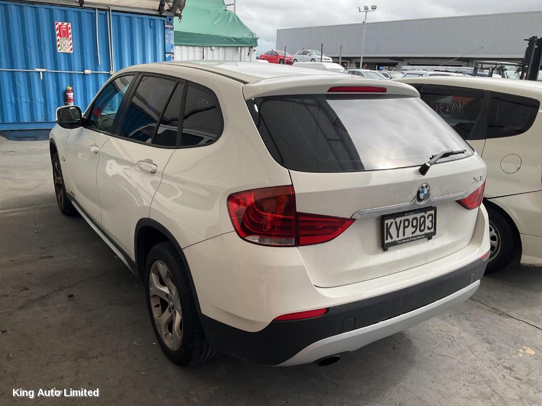 BMW X1 2010 Right Front Door thumbnail 3