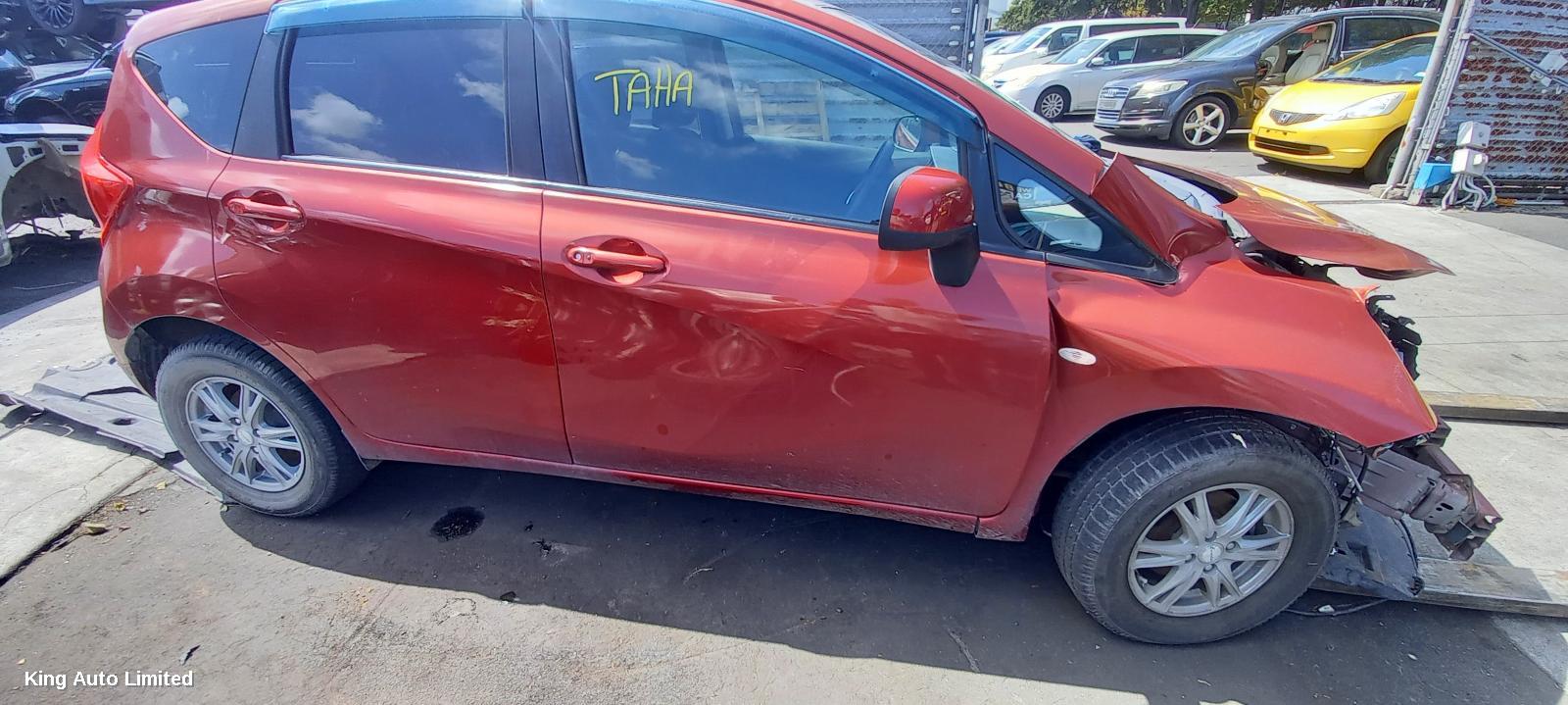 Nissan NOTE 2013 Left Taillight thumbnail 1