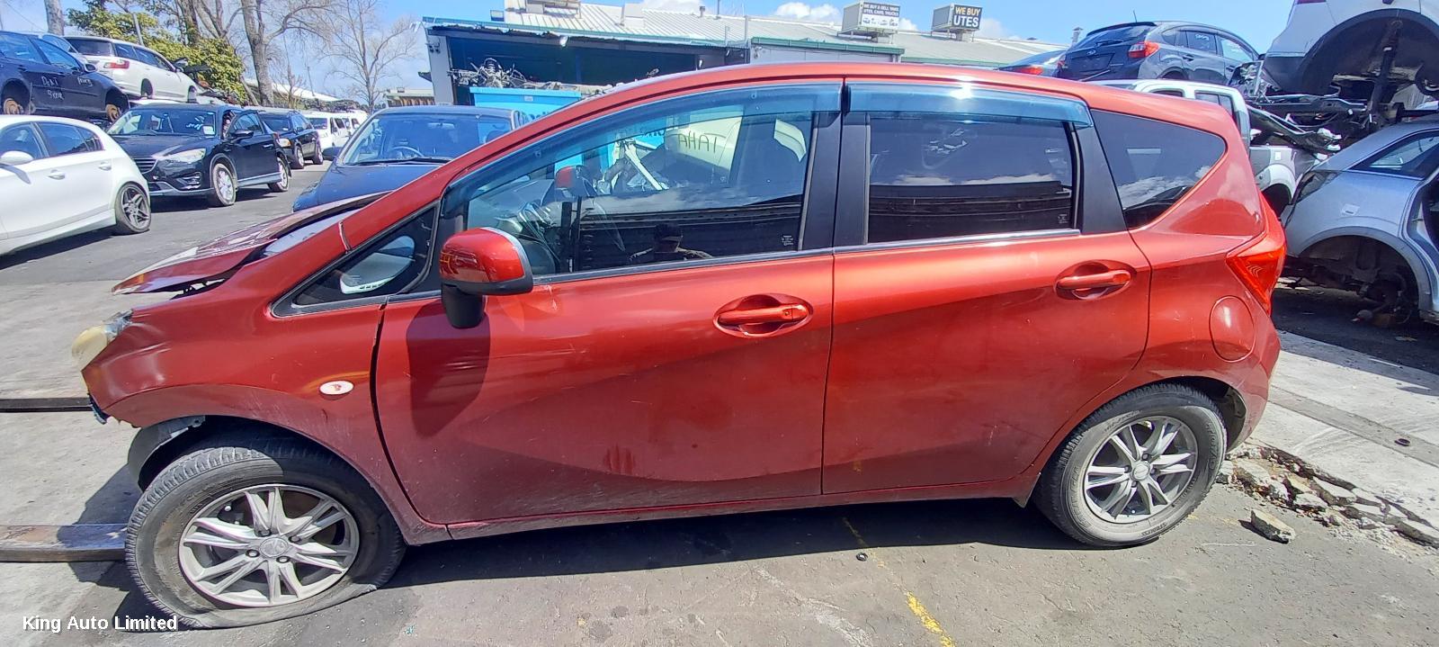 Nissan NOTE 2013 Left Taillight thumbnail 3