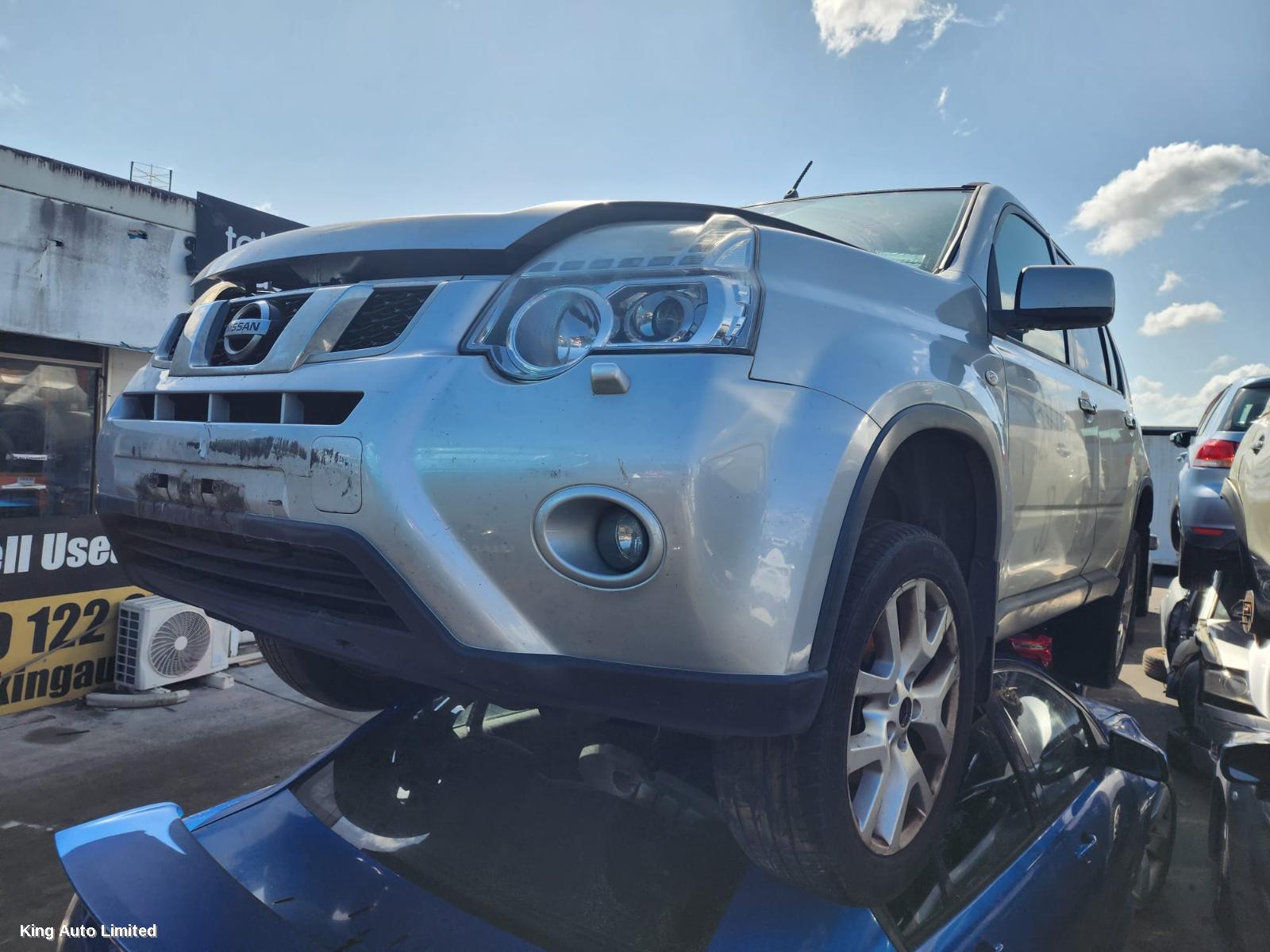 Nissan XTRAIL 2012 Bootlid/Tailgate thumbnail 3
