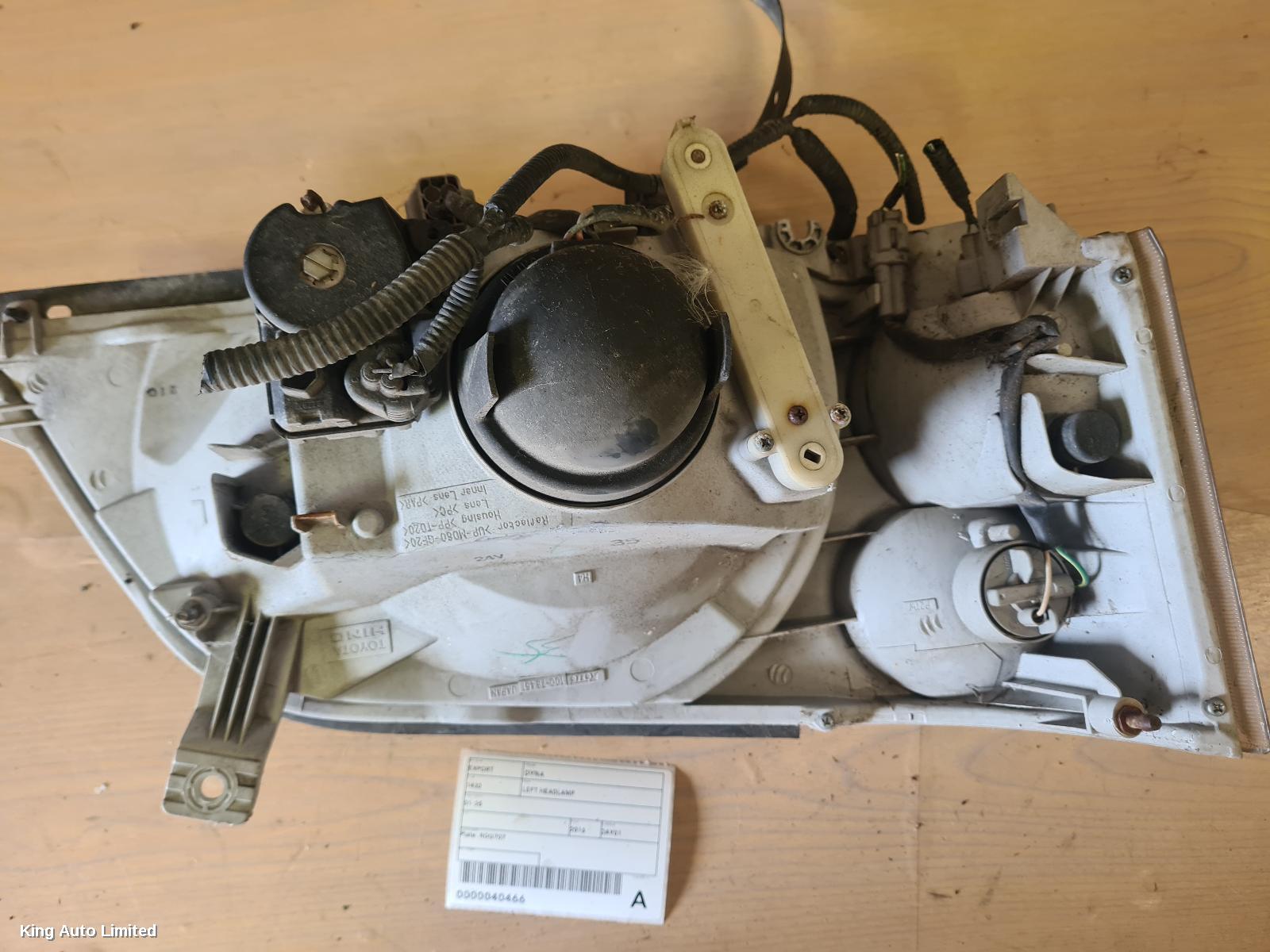 Toyota DYNA 2016 Left Headlamp thumbnail 2