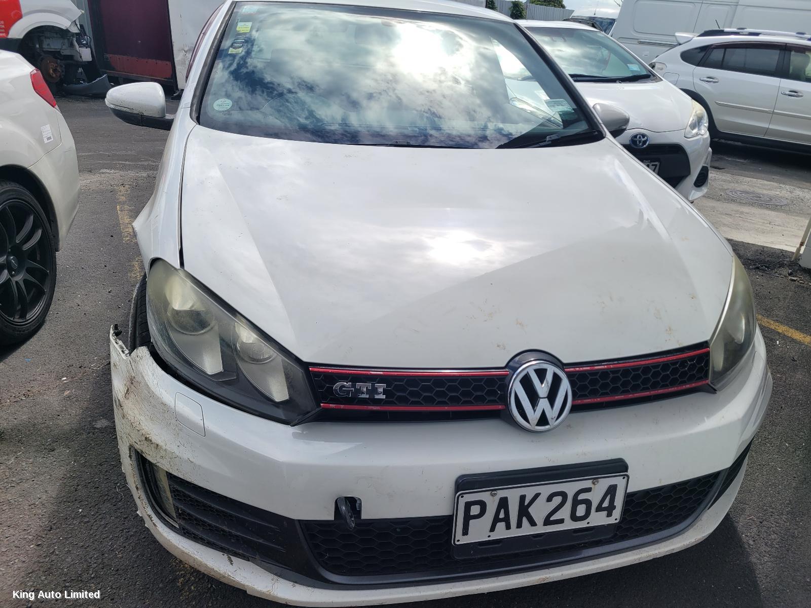 Volkswagen GOLF 2010 Left Front Door Hinge Pillar thumbnail 2