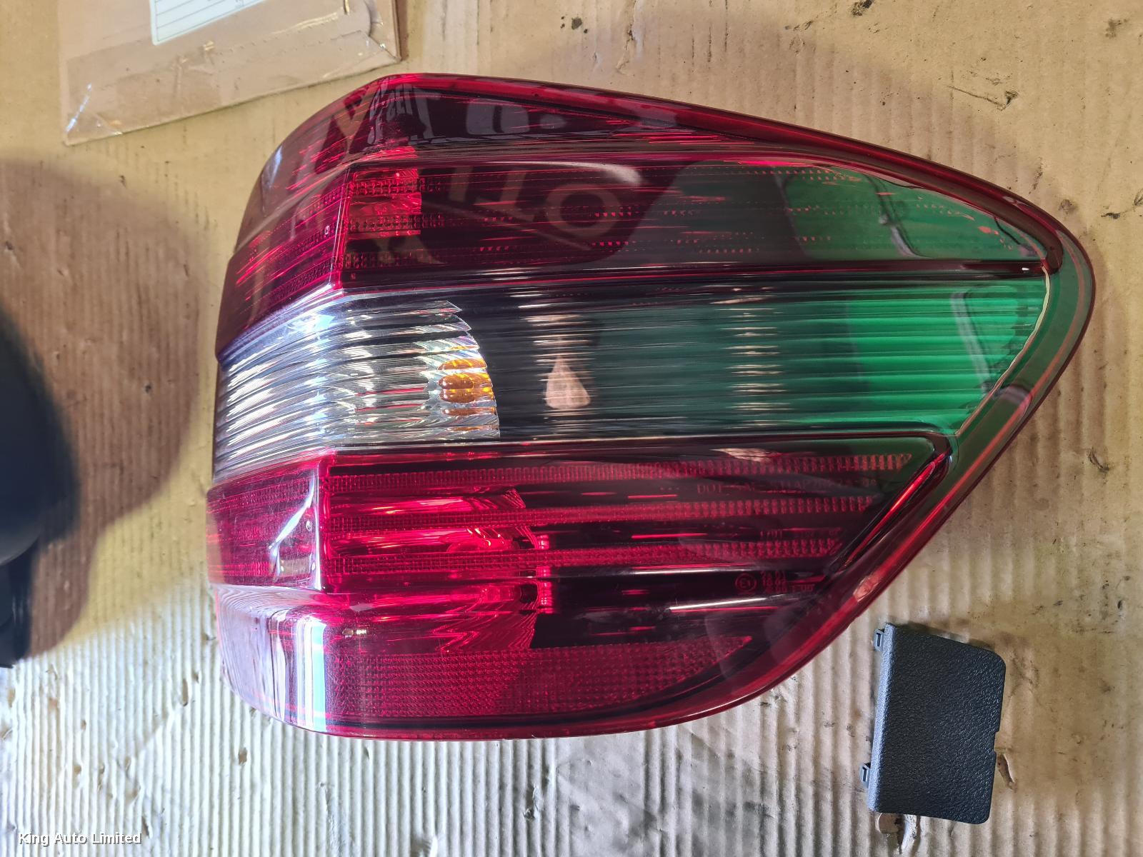 Mercedes-Benz M CLASS 2006 Right Taillight thumbnail 2