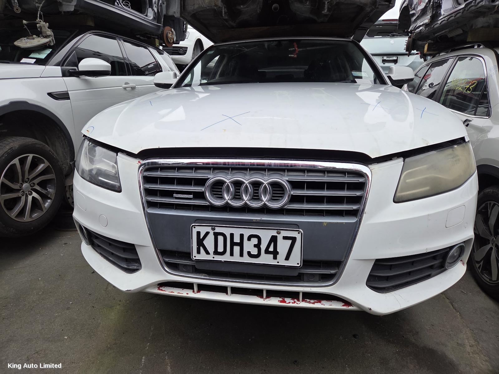 Audi A4 2010 Sunvisor thumbnail 2