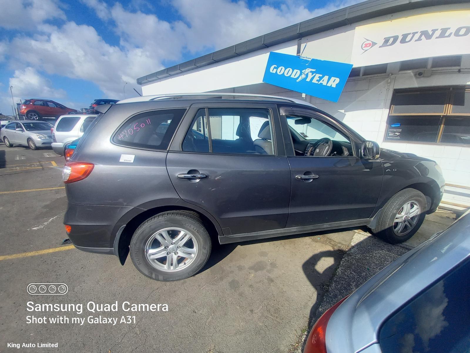 Hyundai SANTA FE 2010 Bonnet thumbnail 2