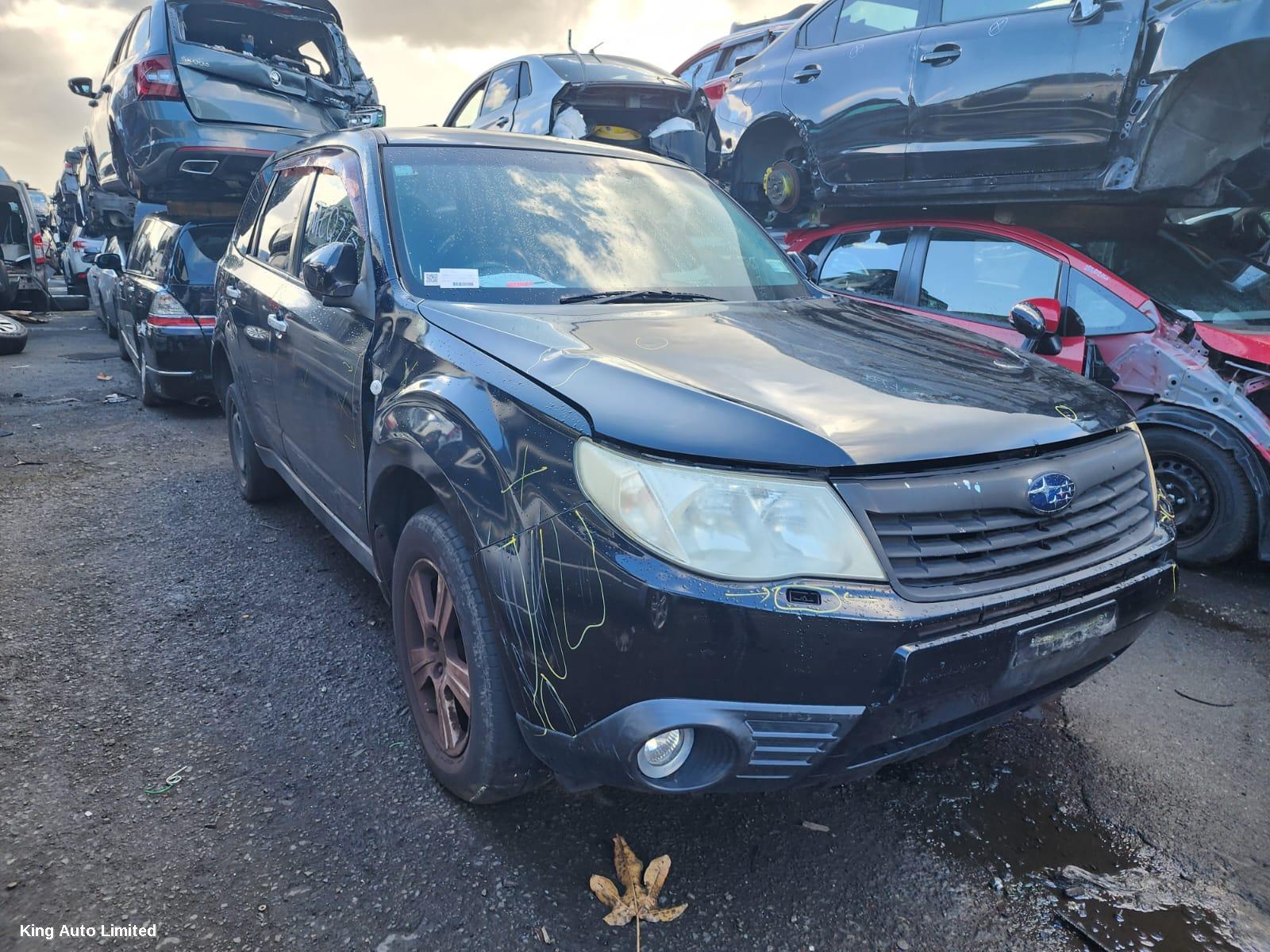 Subaru FORESTER 2008 Right Taillight thumbnail 1