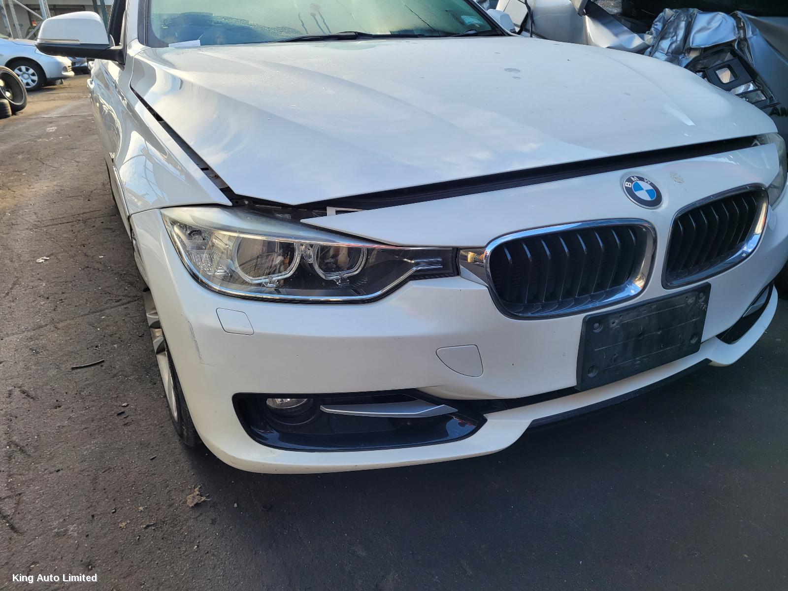 BMW 3 SERIES 2012 Grille thumbnail 3