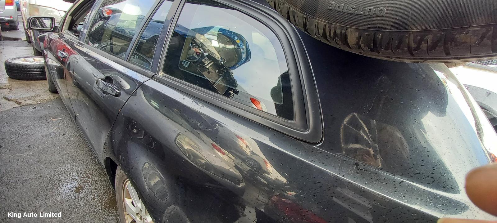 Holden COMMODORE 2008 Left Taillight thumbnail 3