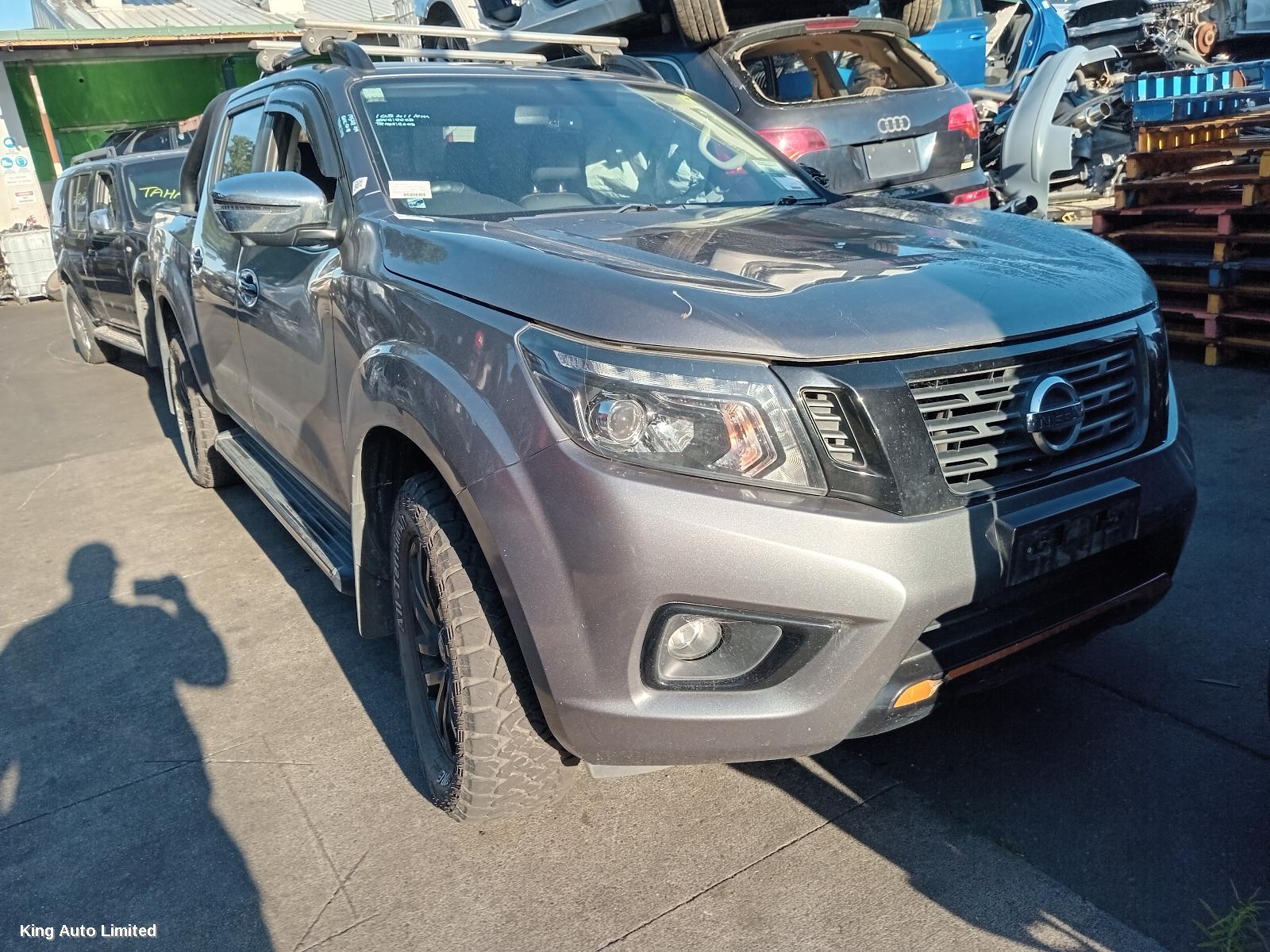 Nissan NAVARA 2019 Left Rear Door Window thumbnail 1