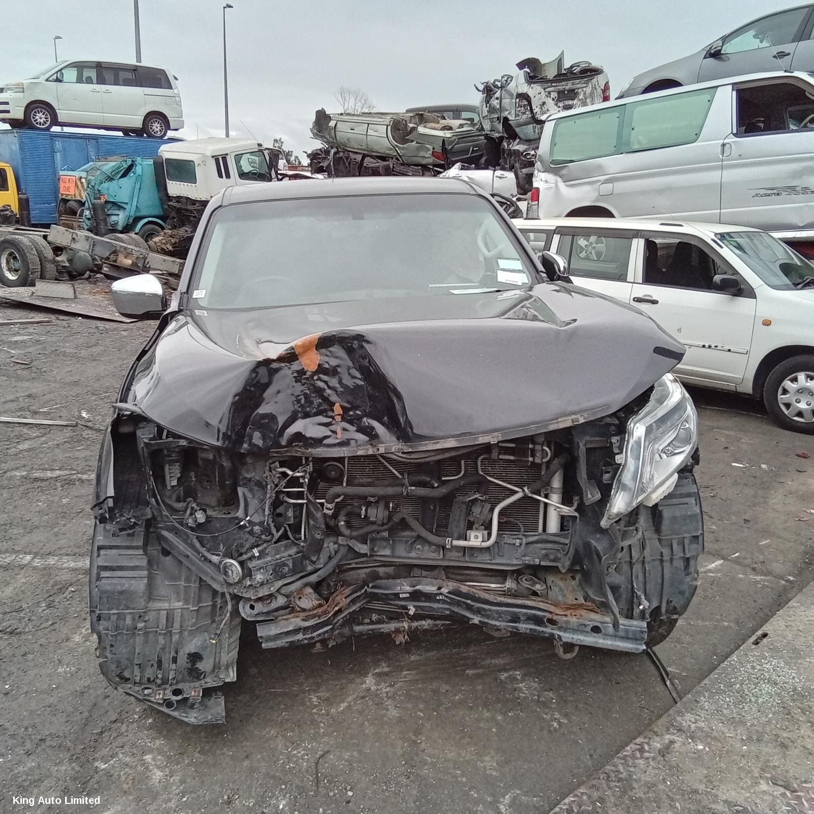 Nissan NAVARA 2017 Left Front Window Reg/Motor thumbnail 1