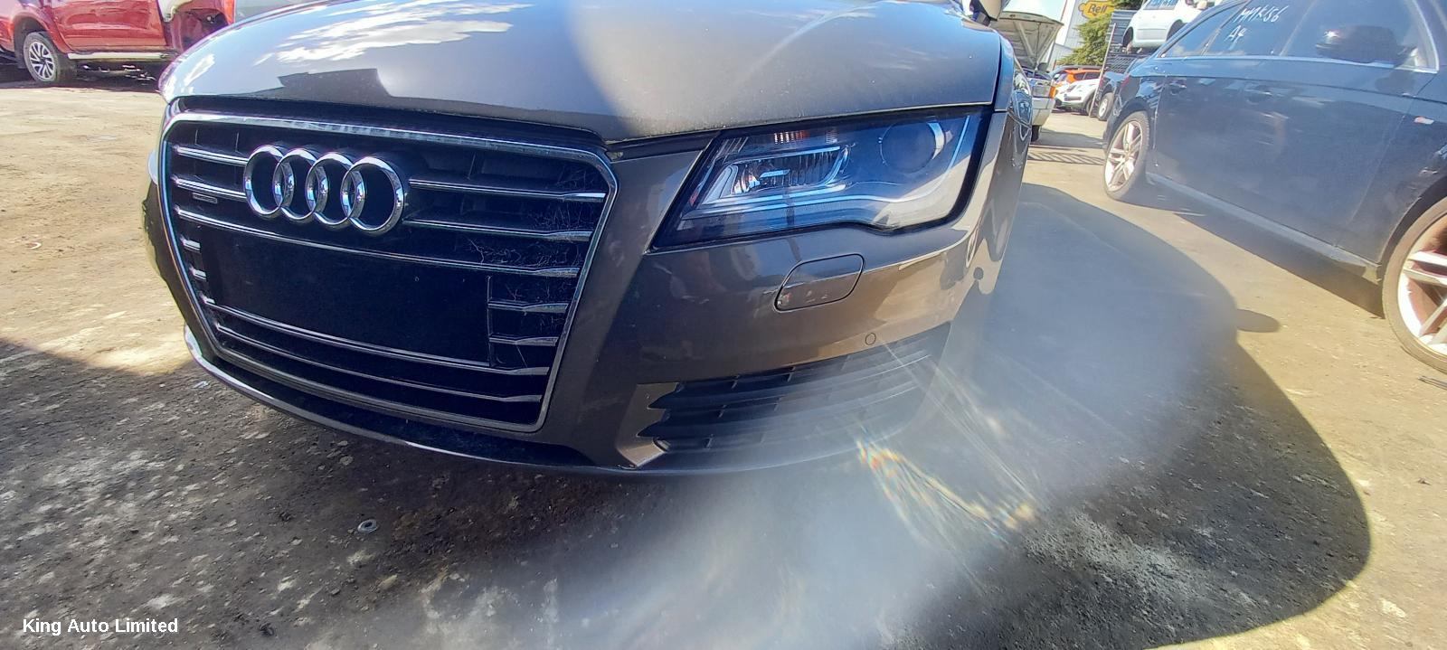 Audi A7 2011 Right Front Door thumbnail 2