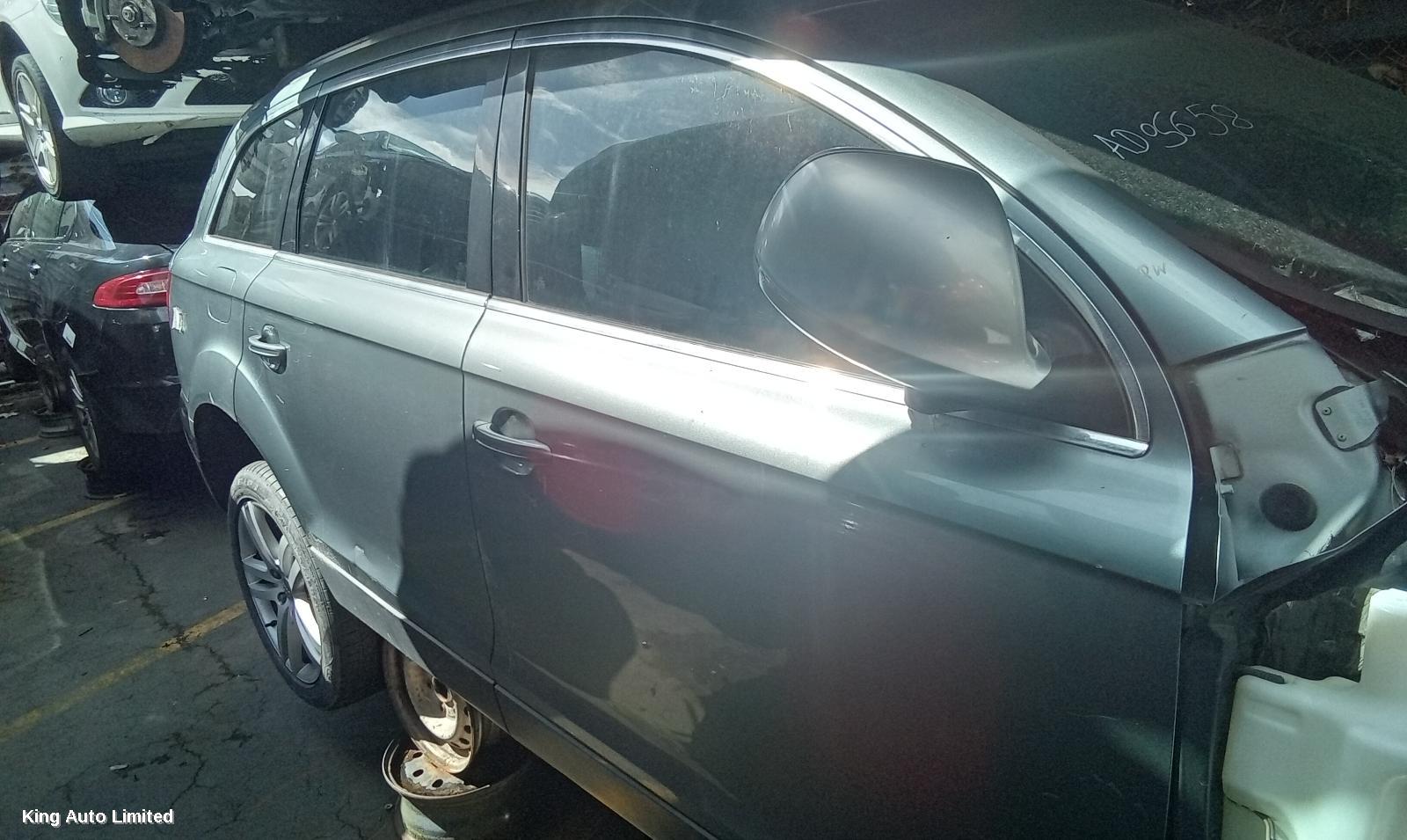 Audi Q7 2007 Right Guard thumbnail 3