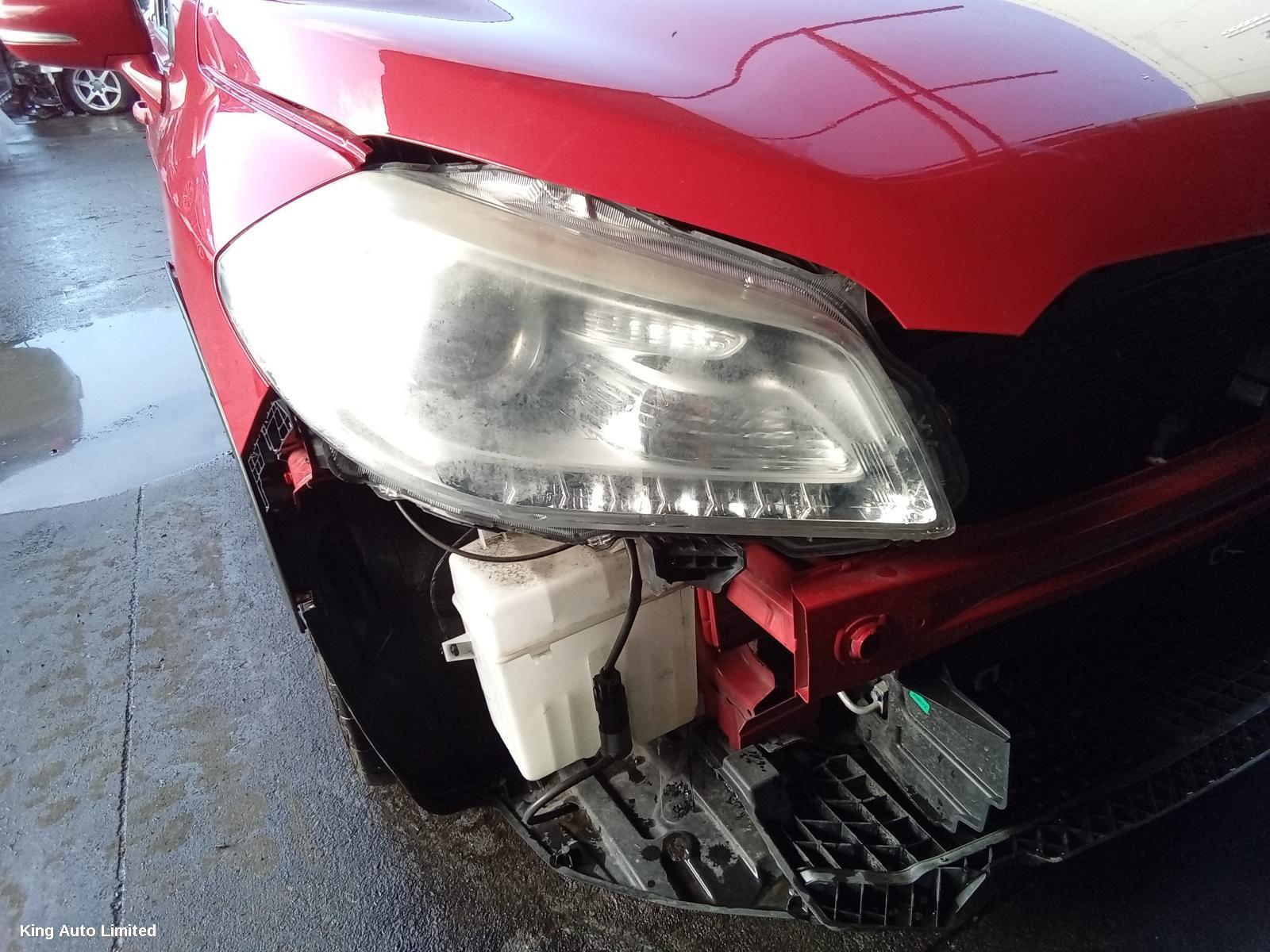 Suzuki S-CROSS 2015 Right Headlamp thumbnail 3