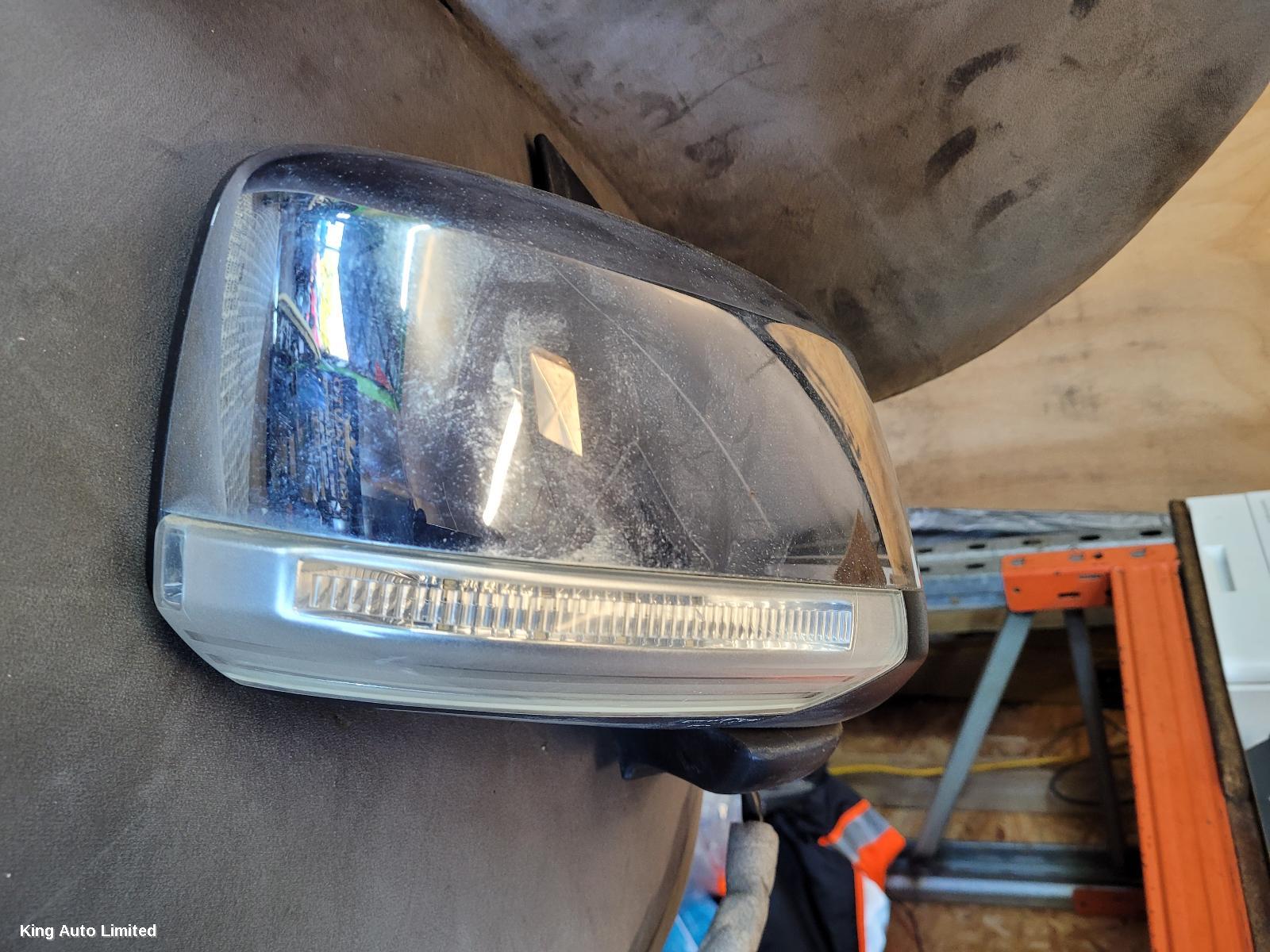 Nissan NAVARA 2012 Right Door Mirror thumbnail 3