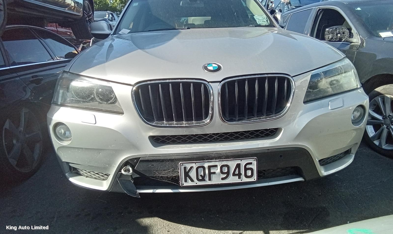 BMW X3 2011 Left Taillight thumbnail 2