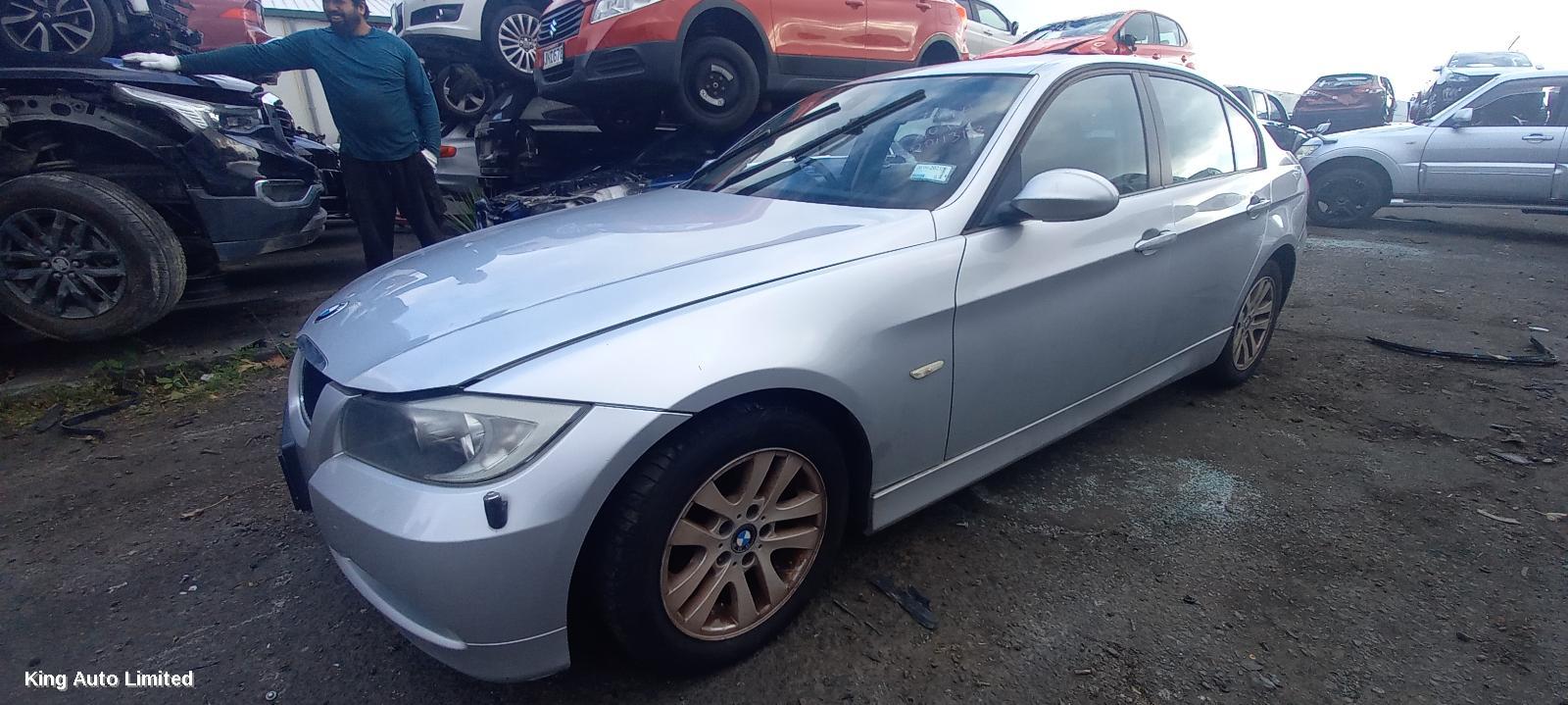 BMW 3 SERIES 2005 Left Rear Wnd Reg/Motor thumbnail 2