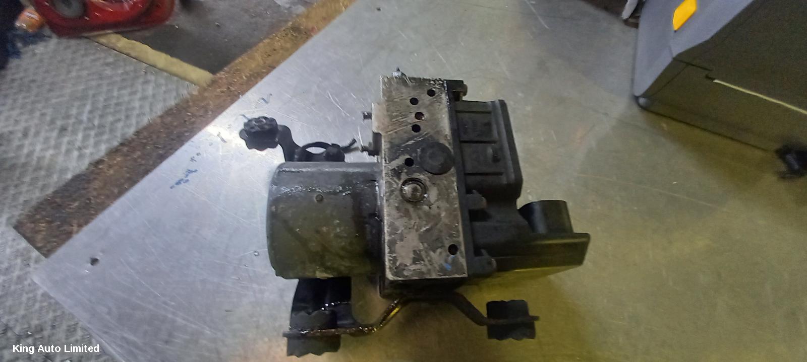 BMW - BMW X5 2001 Abs Pump/Modulator