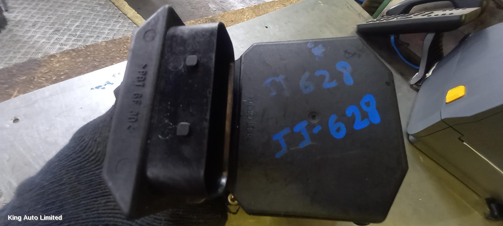 BMW X5 2001 Abs Pump/Modulator thumbnail 2