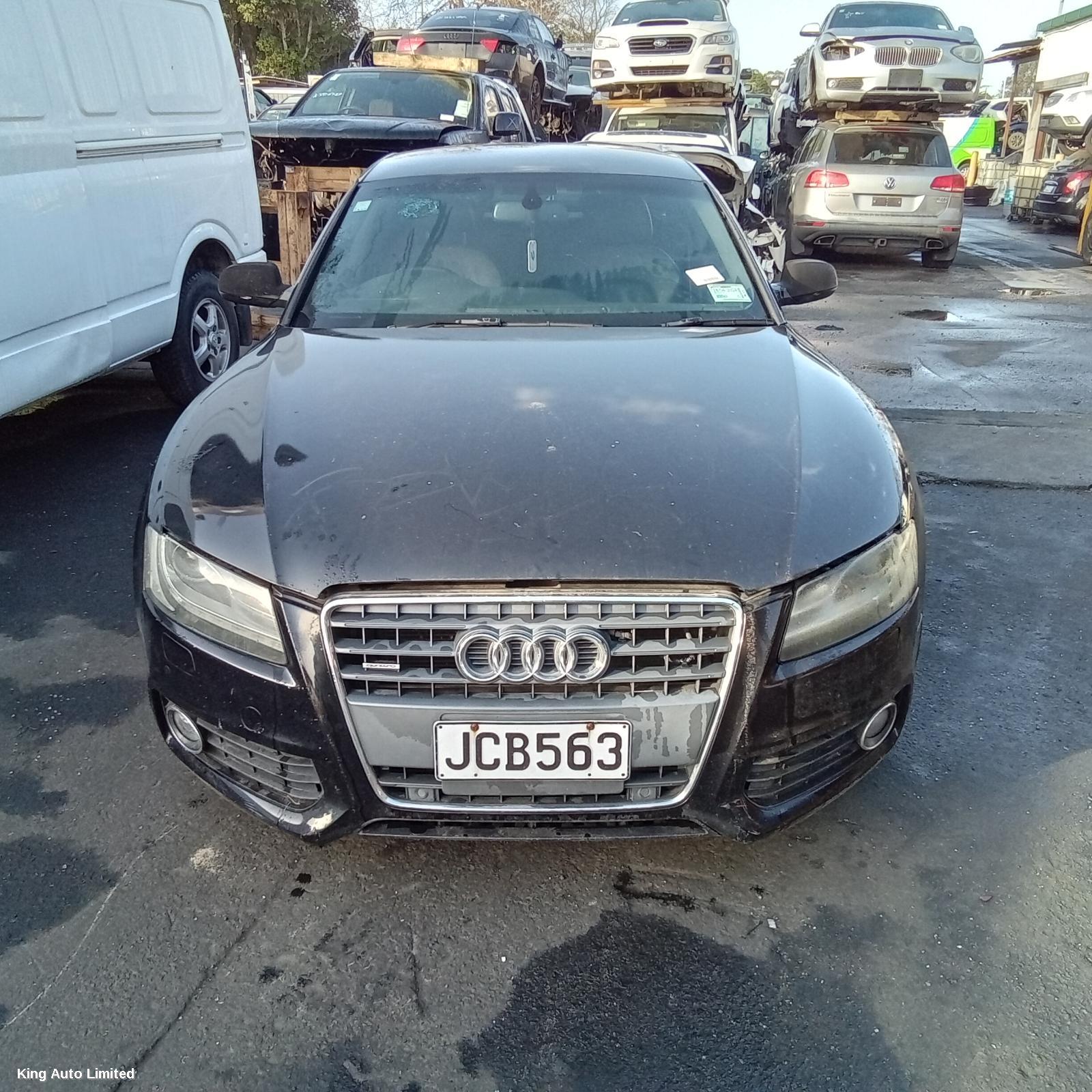Audi - Audi A5 2010 Radiator