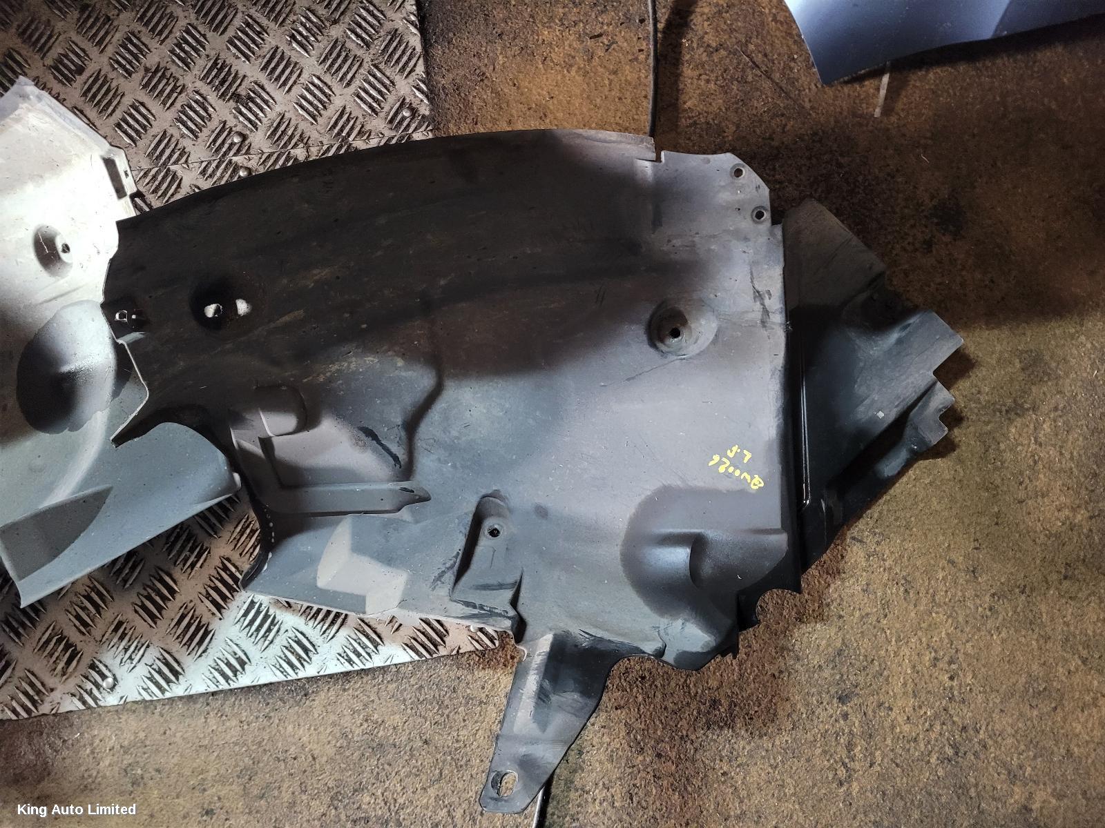 Mercedes-Benz C CLASS 2008 Left Guard Liner thumbnail 3