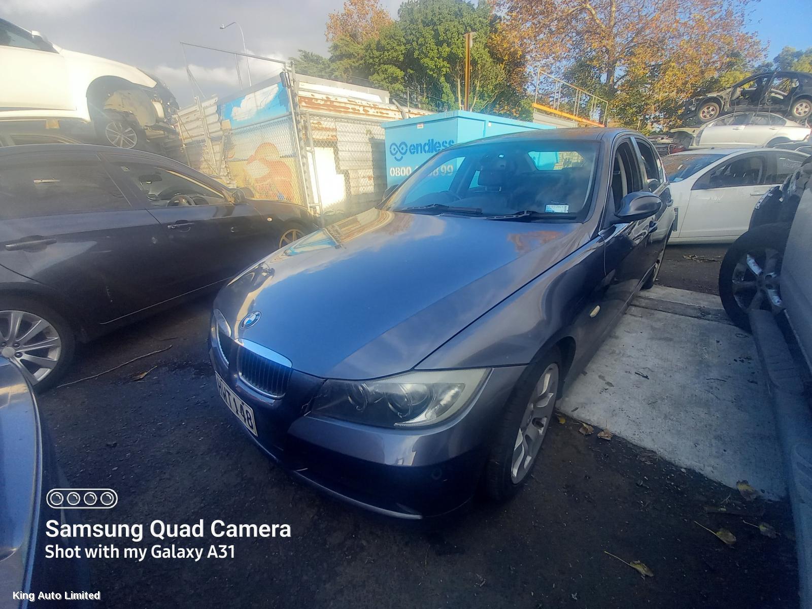 BMW - BMW 3 SERIES 2005 Right Headlamp